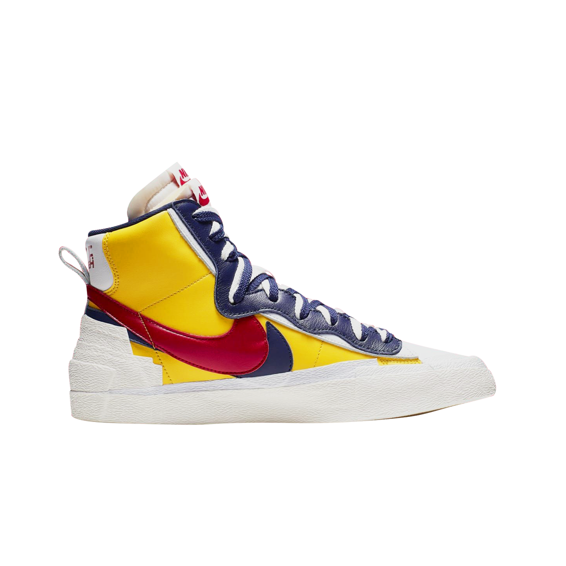 나이키 x 사카이 블레이저 미드 스노우 비치(Nike x Sacai Blazer Mid Snow Beach)