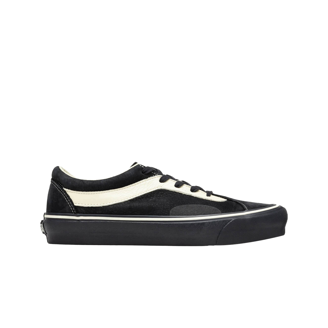 VN0A3WLP01D Vans x Julian Klincewicz Bold Ni LX Black Beauty