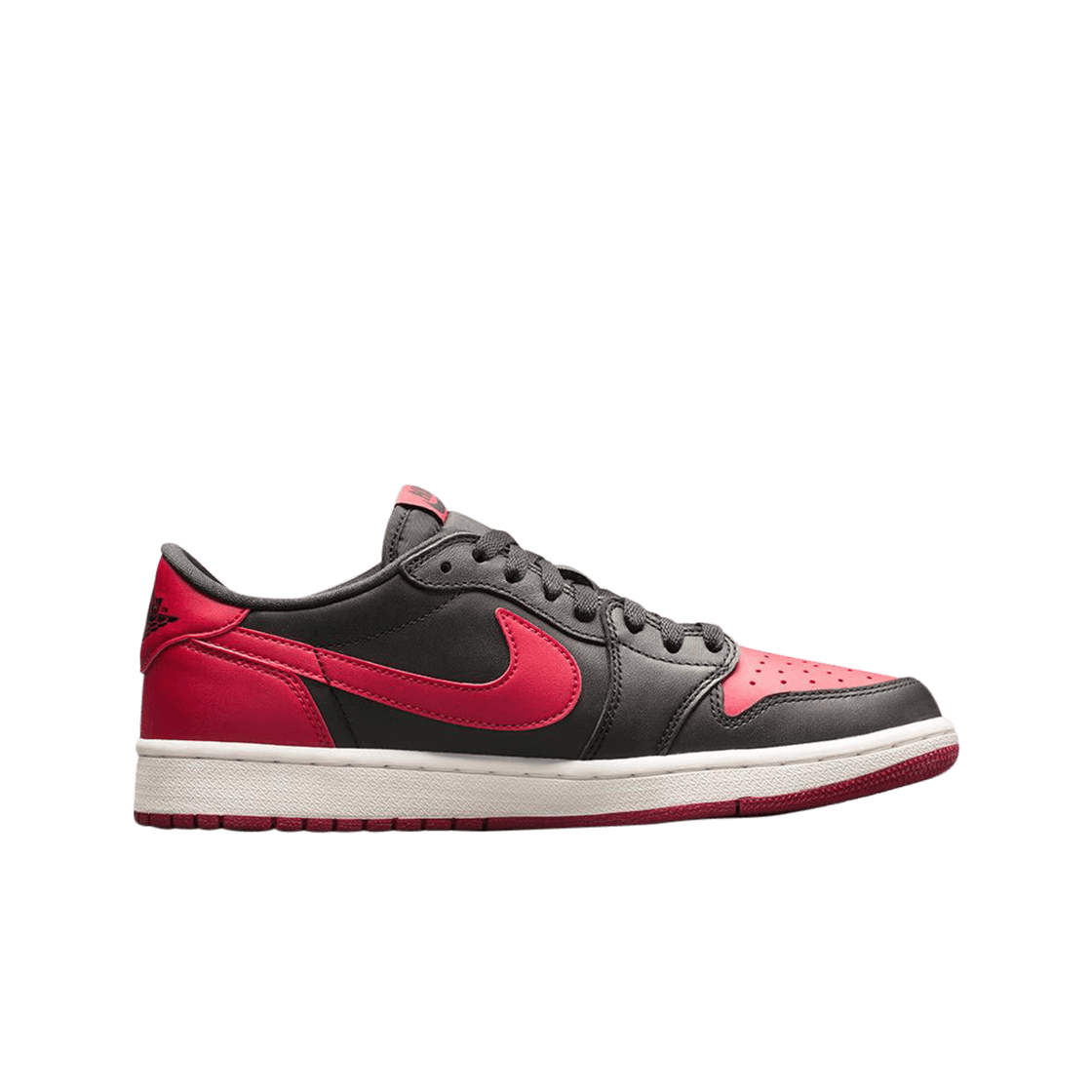 조던 1 레트로 로우 OG 브레드 2015(Jordan 1 Retro Low OG Bred 2015)