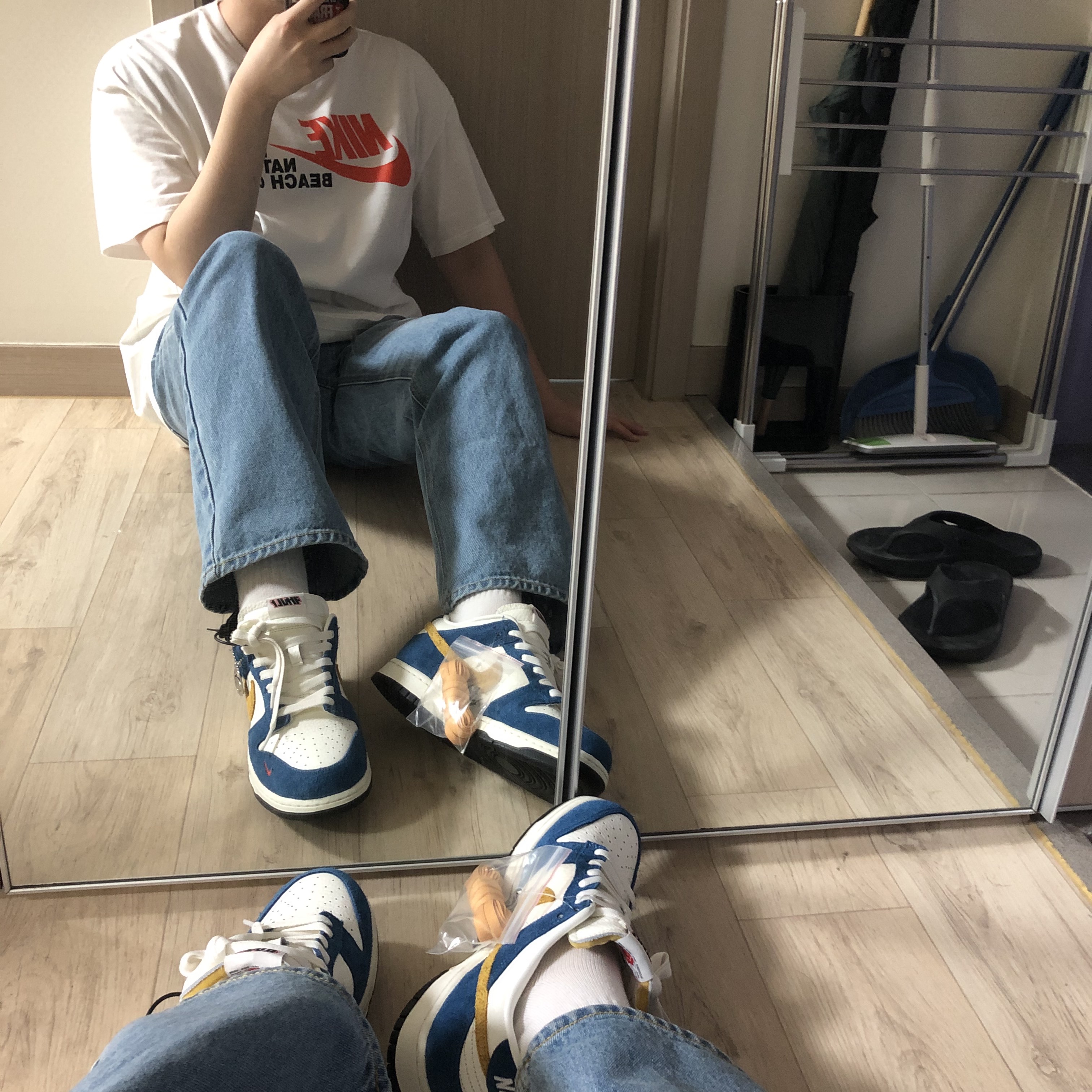 Nike x Kasina Dunk Low 80's Bus 착용 스타일