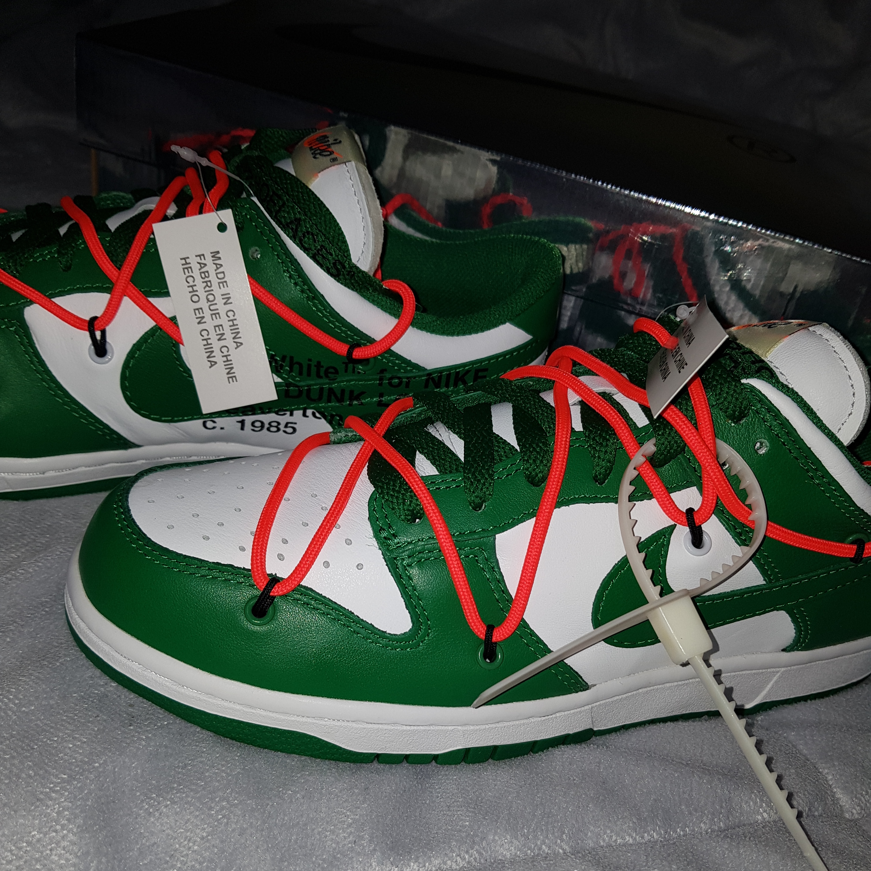 Nike x Off-White Dunk Low Pine Green 착용 스타일