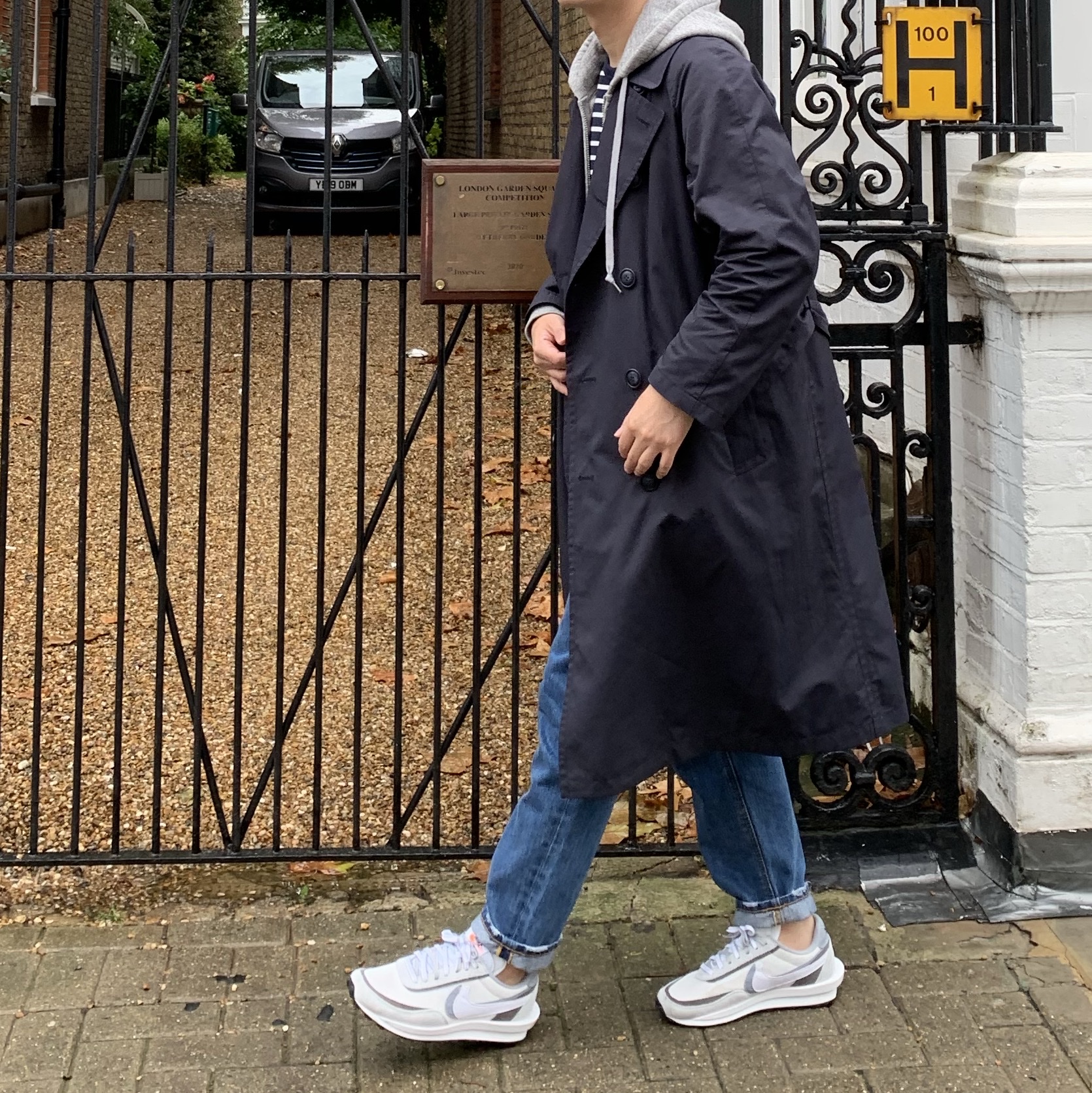 Nike x Sacai LDWaffle Summit White 착용 스타일