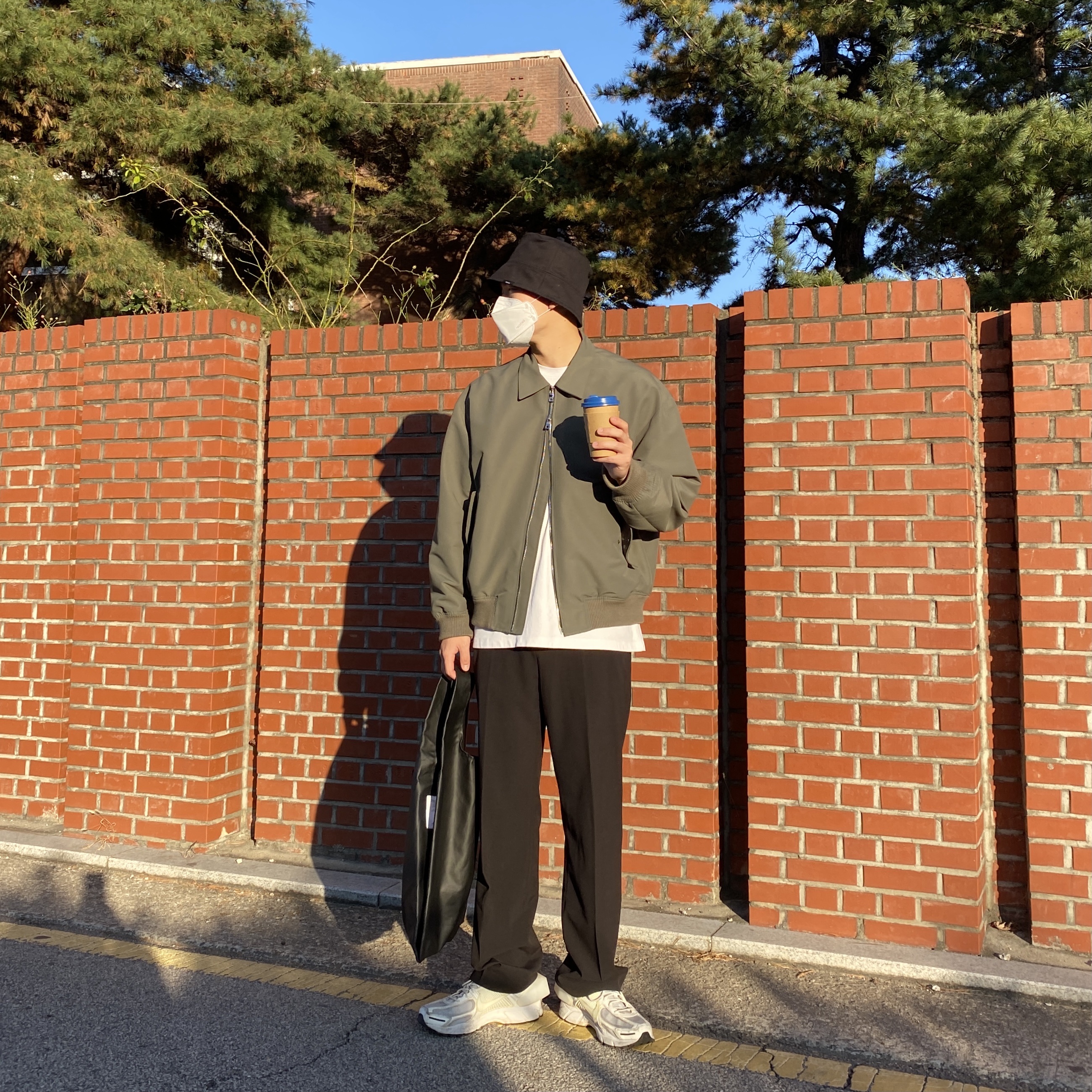 Nike x A-Cold-Wall Zoom Vomero 5 Sail 착용 스타일