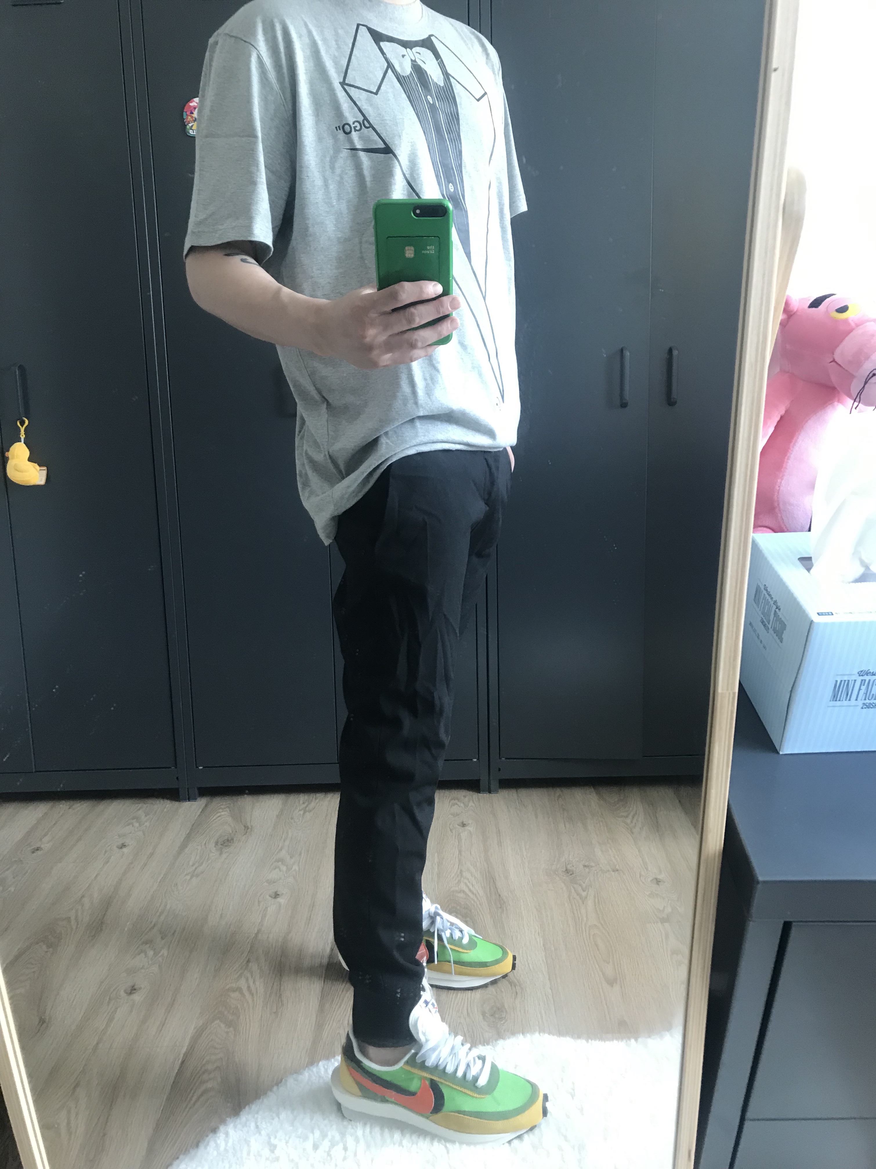 Nike x Sacai LDWaffle Blue Multi, Nike x Sacai LDWaffle Green Multi 착용 스타일 - 2
