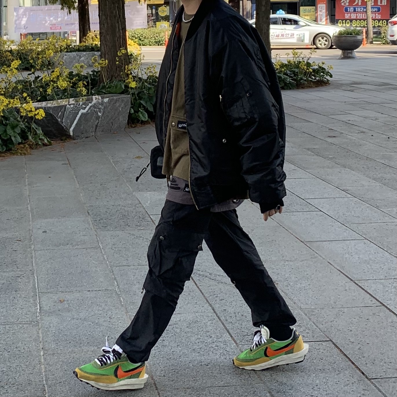Nike x Sacai LDWaffle Green Multi 착용 스타일