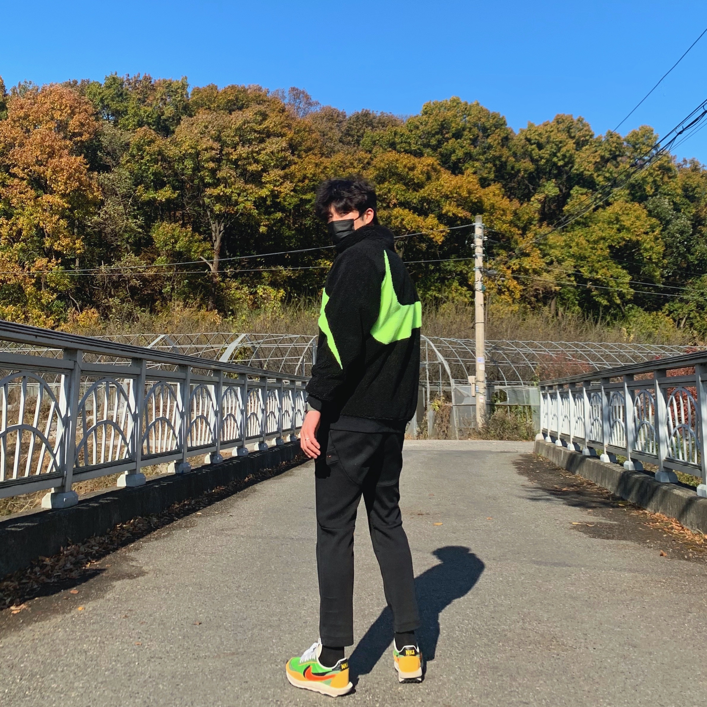 Nike x Sacai LDWaffle Green Multi 착용 스타일