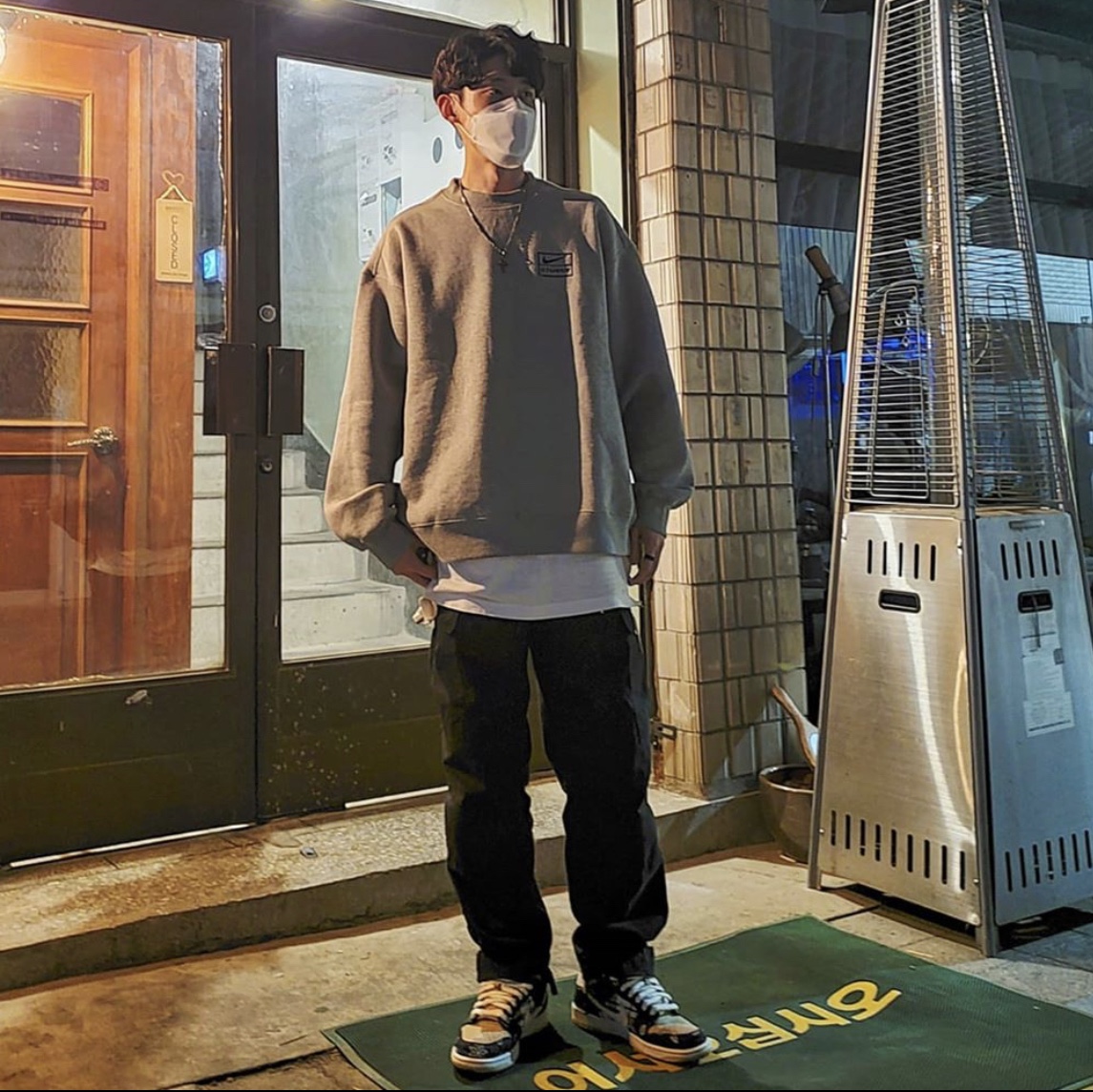 Nike x Travis Scott SB Dunk Low 착용 스타일