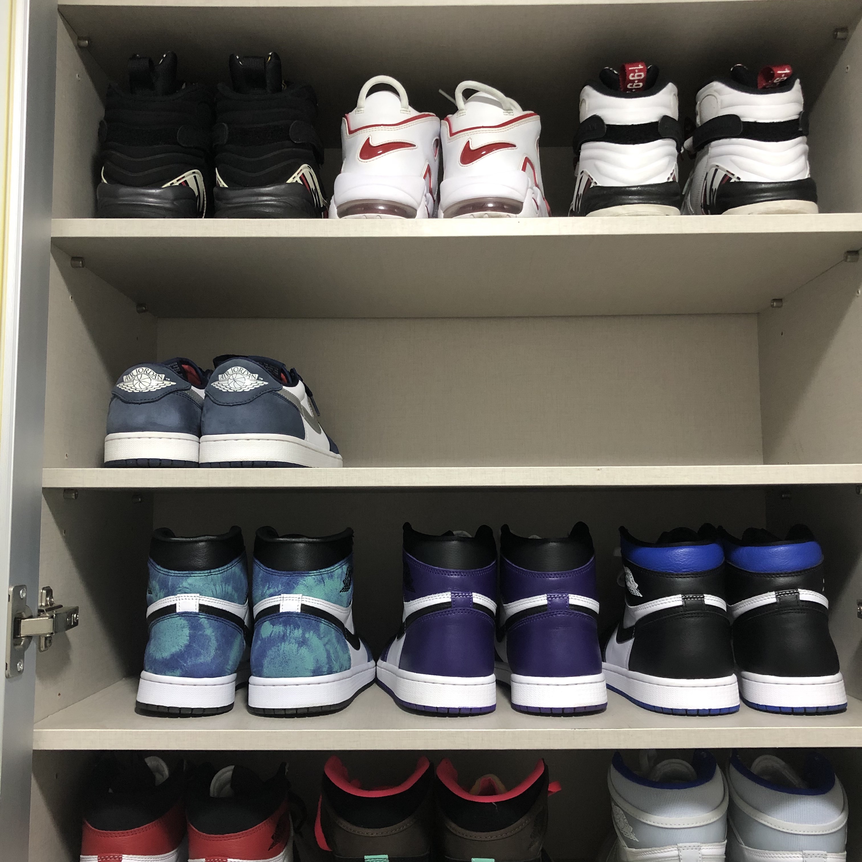 Nike x Fear of God Air Fear of God Raid Light Bone, Jordan 1 Retro High OG Pine Green Black 착용 스타일 - 2