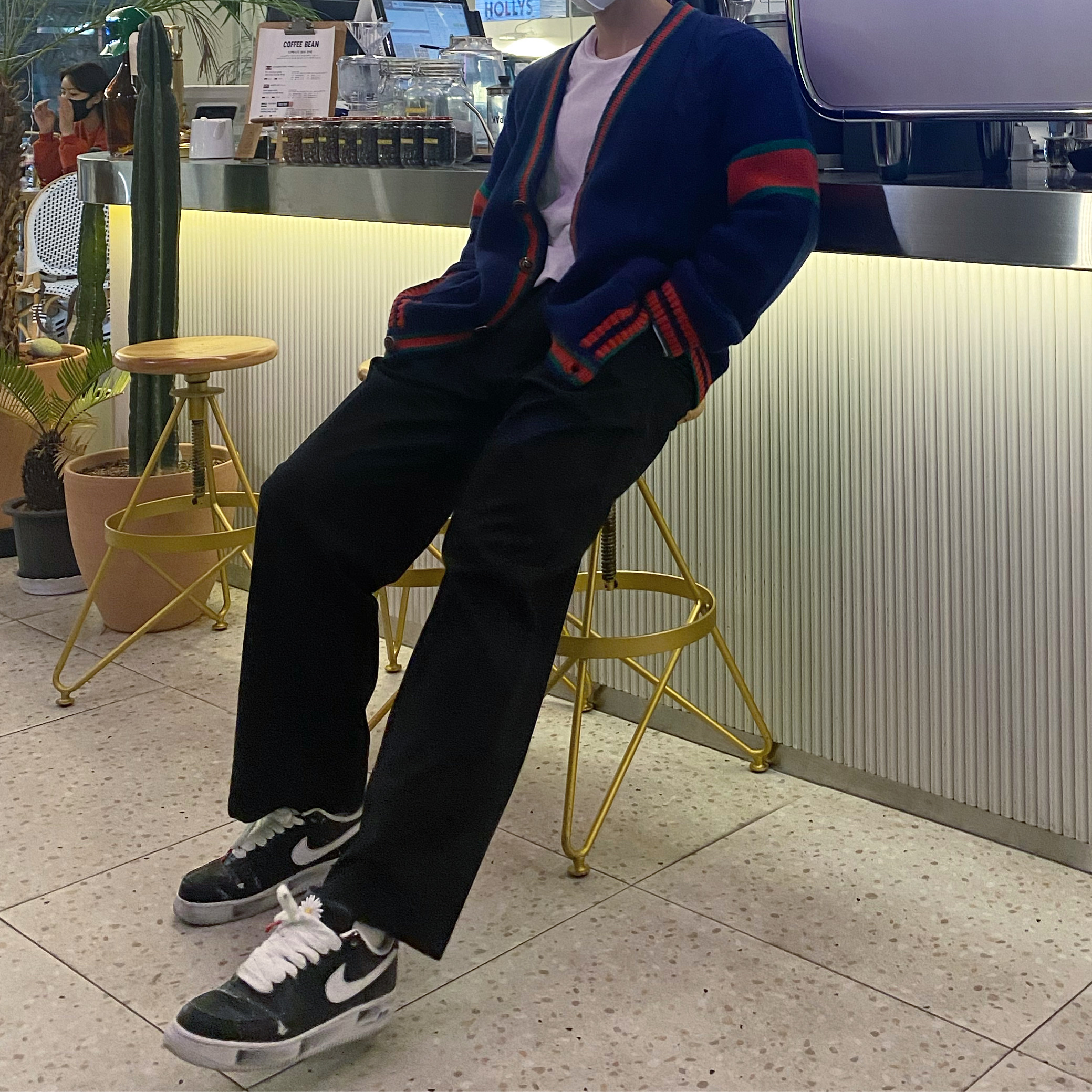 Nike x Peaceminusone Air Force 1 Low Para-Noise 착용 스타일