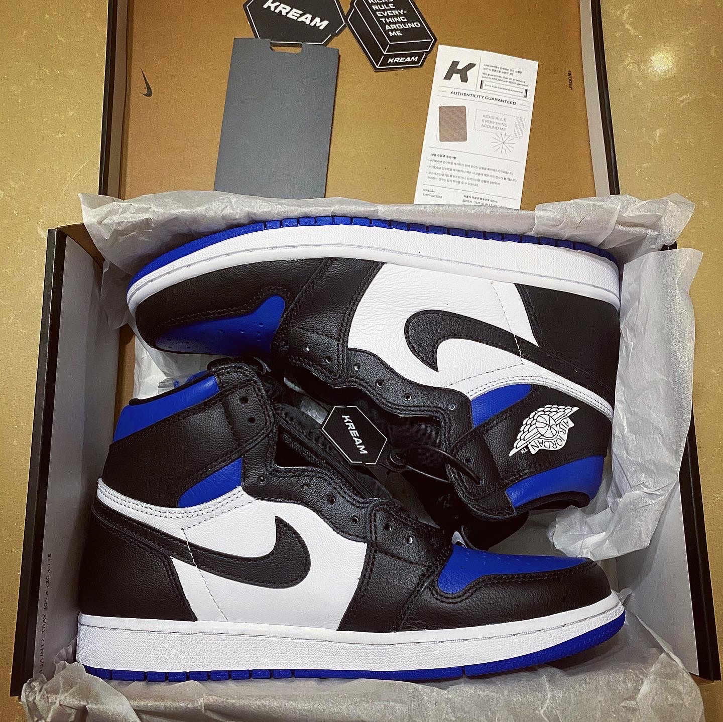 Jordan 1 Retro High OG Royal Toe 착용 스타일 - 1