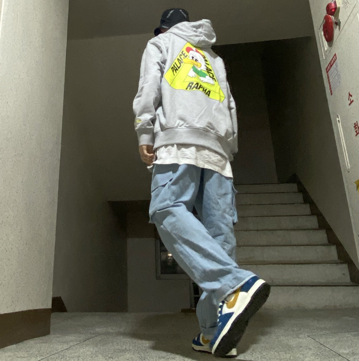 Nike x Kasina Dunk Low 80's Bus 착용 스타일