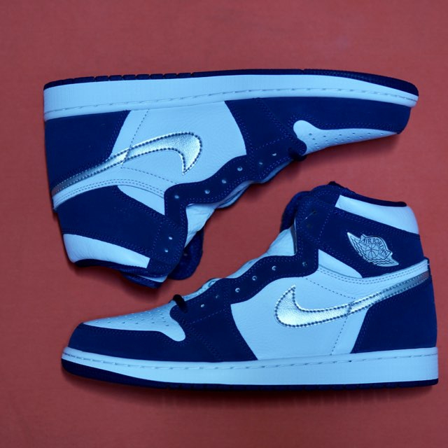 Jordan 1 Retro High OG CO.JP Midnight Navy 착용 스타일 - 1