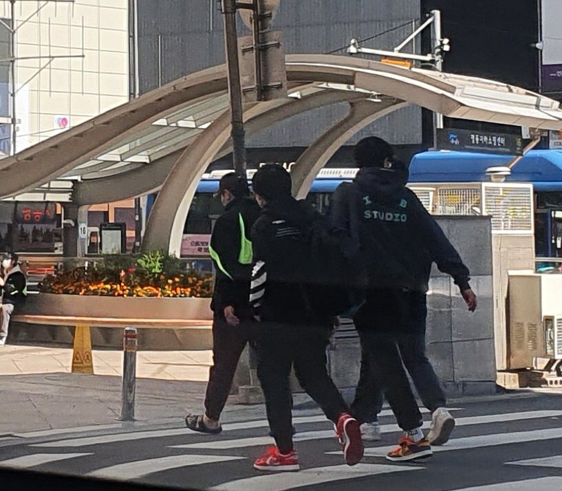 KREAM 프로필 이미지