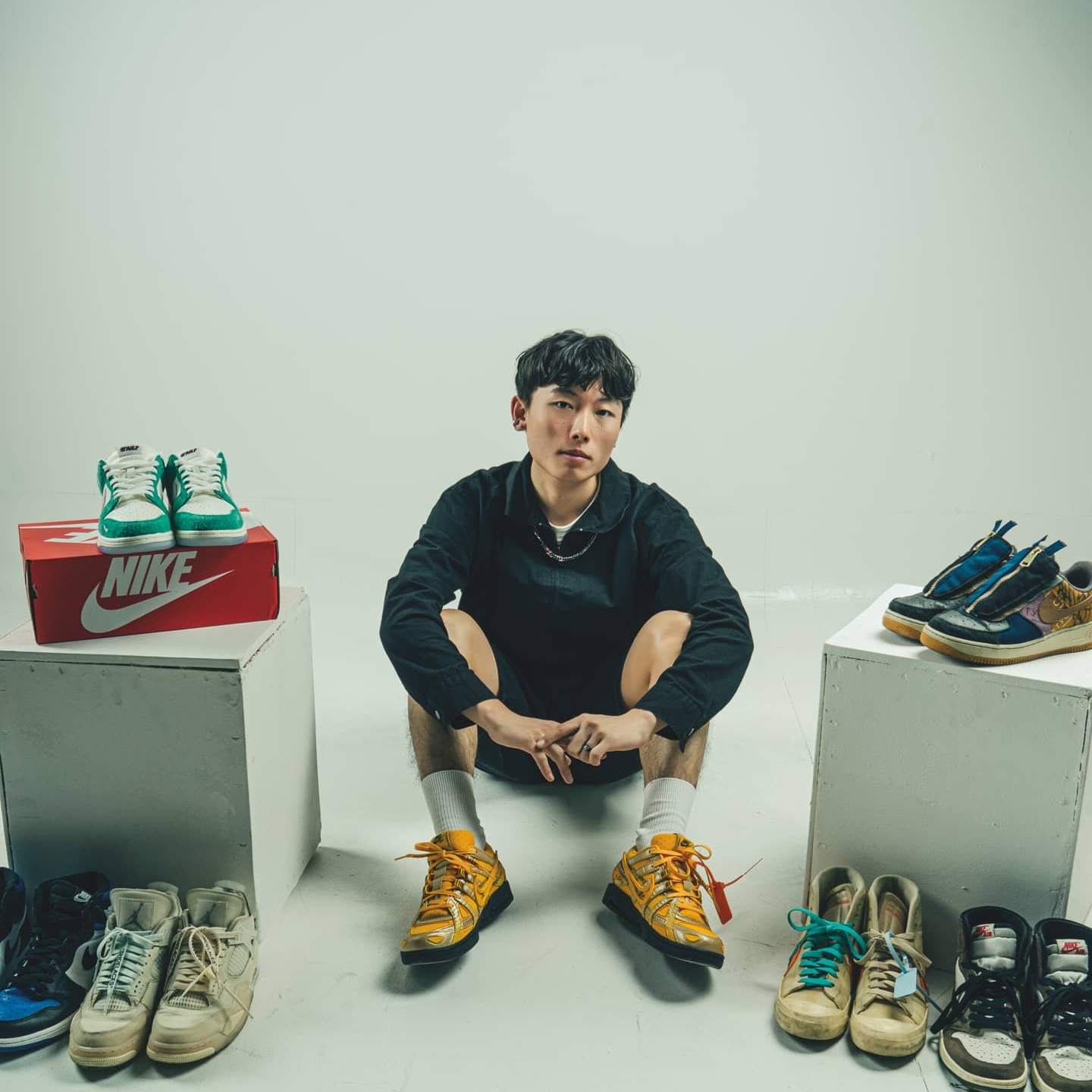 Nike x Kasina Dunk Low Road Sign - Kasina Exclusive, Jordan 1 Retro High OG Royal Toe 착용 스타일 - 1