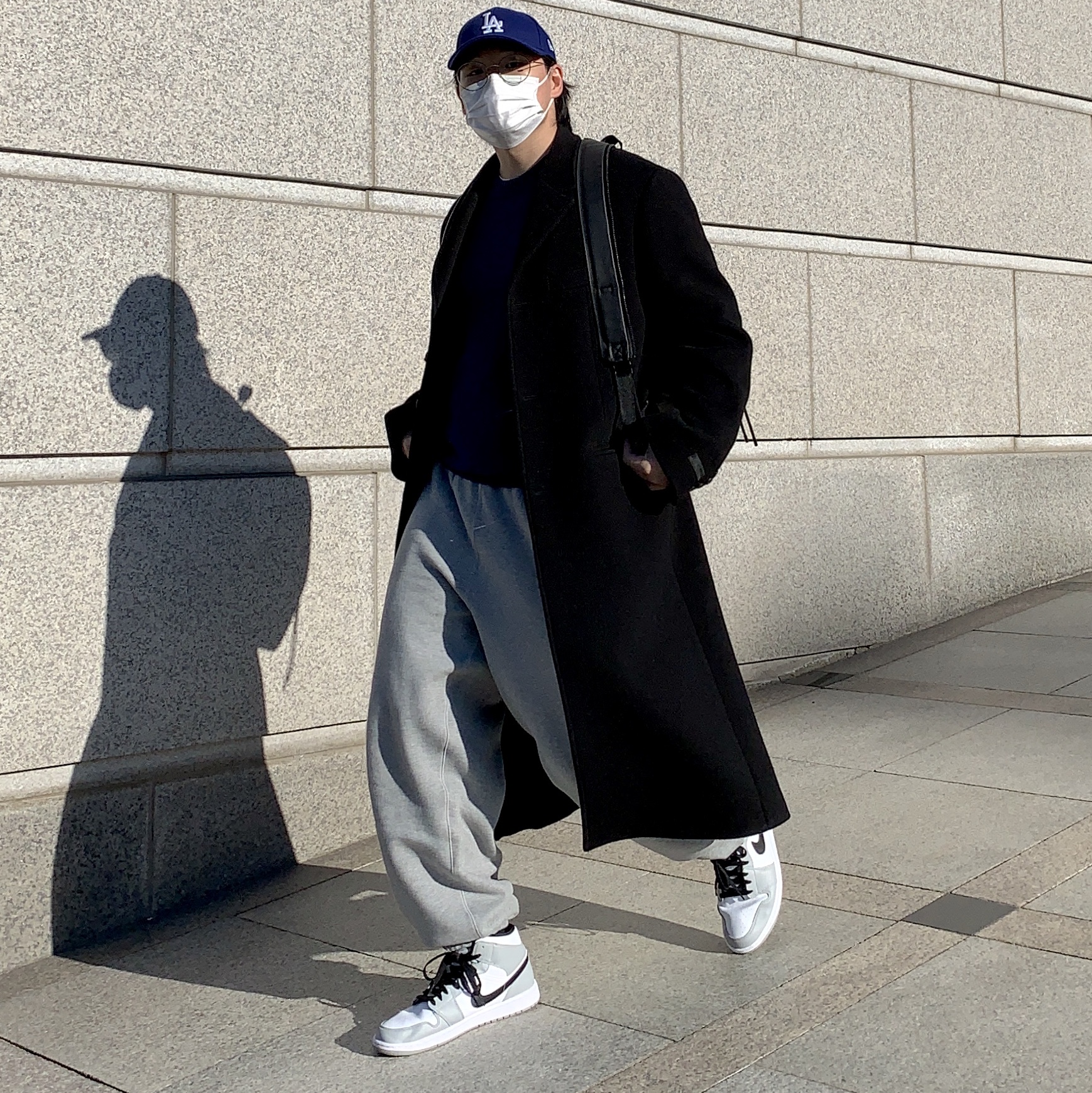 Jordan 1 Mid Light Smoke Grey 착용 스타일