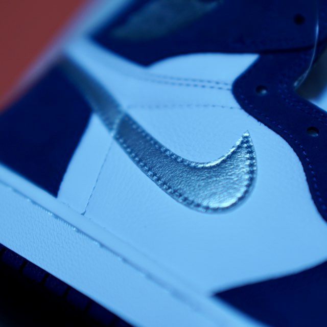 Jordan 1 Retro High OG CO.JP Midnight Navy 착용 스타일 - 4