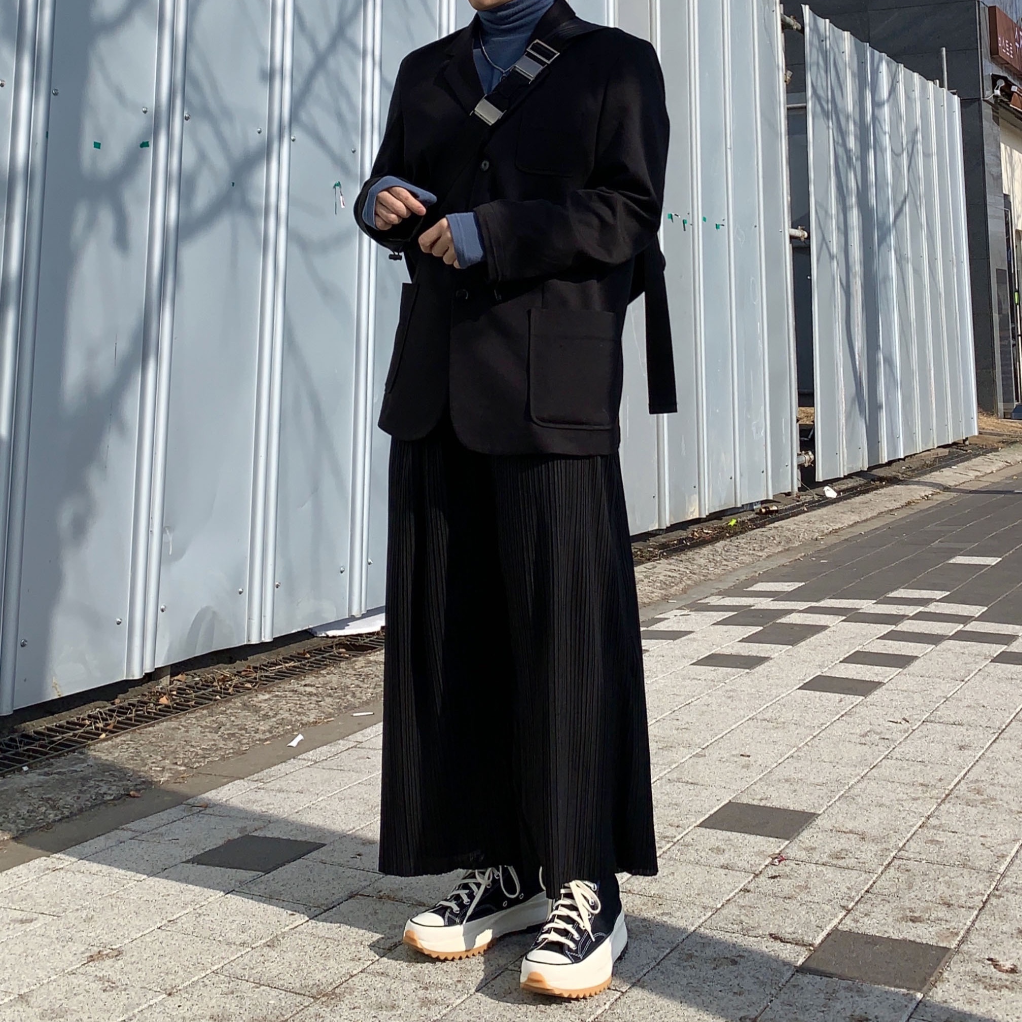 Converse x JW Anderson Run Star Hike Hi Black 착용 스타일