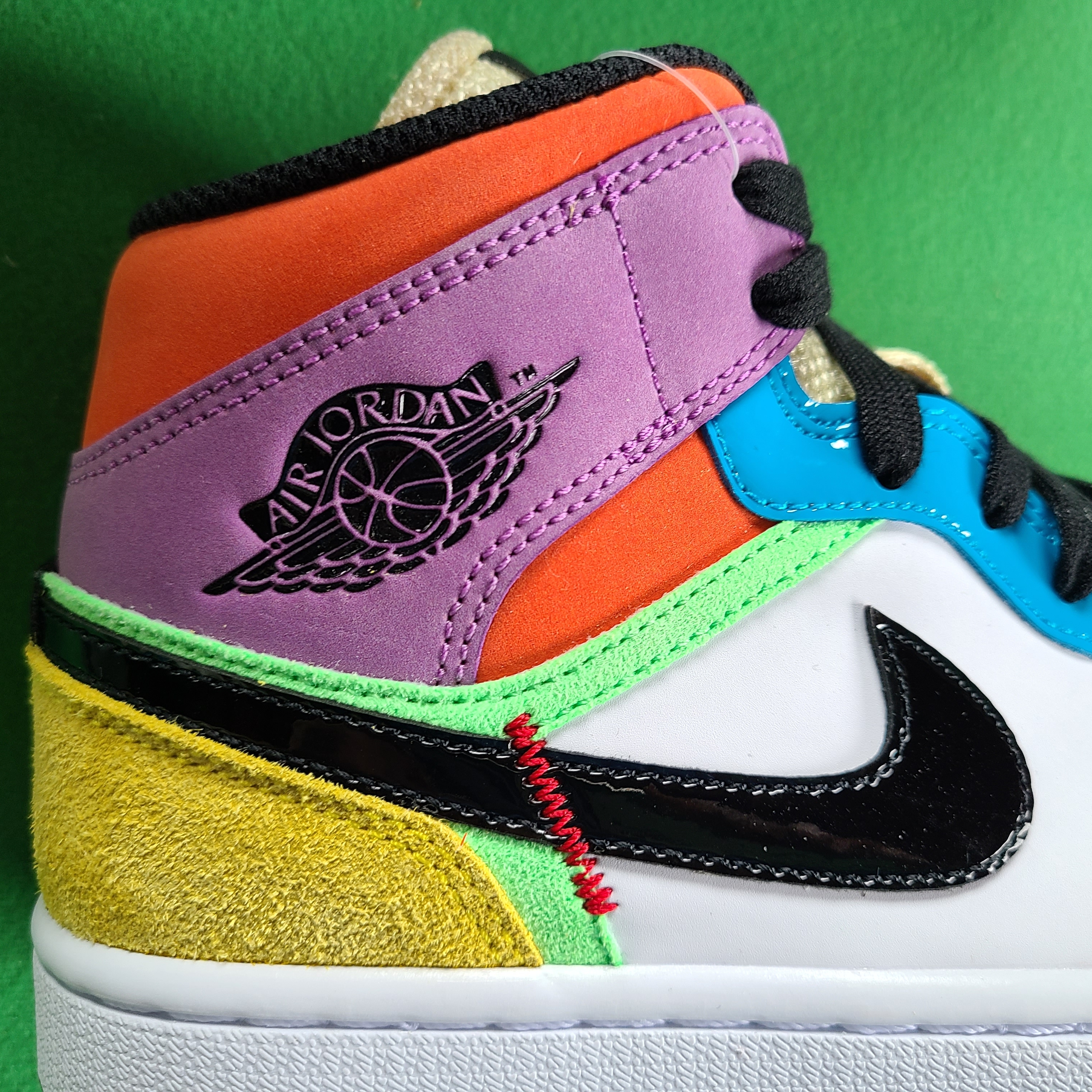 (W) Jordan 1 Mid SE Multi-Color Lightbulb 착용 스타일 - 2