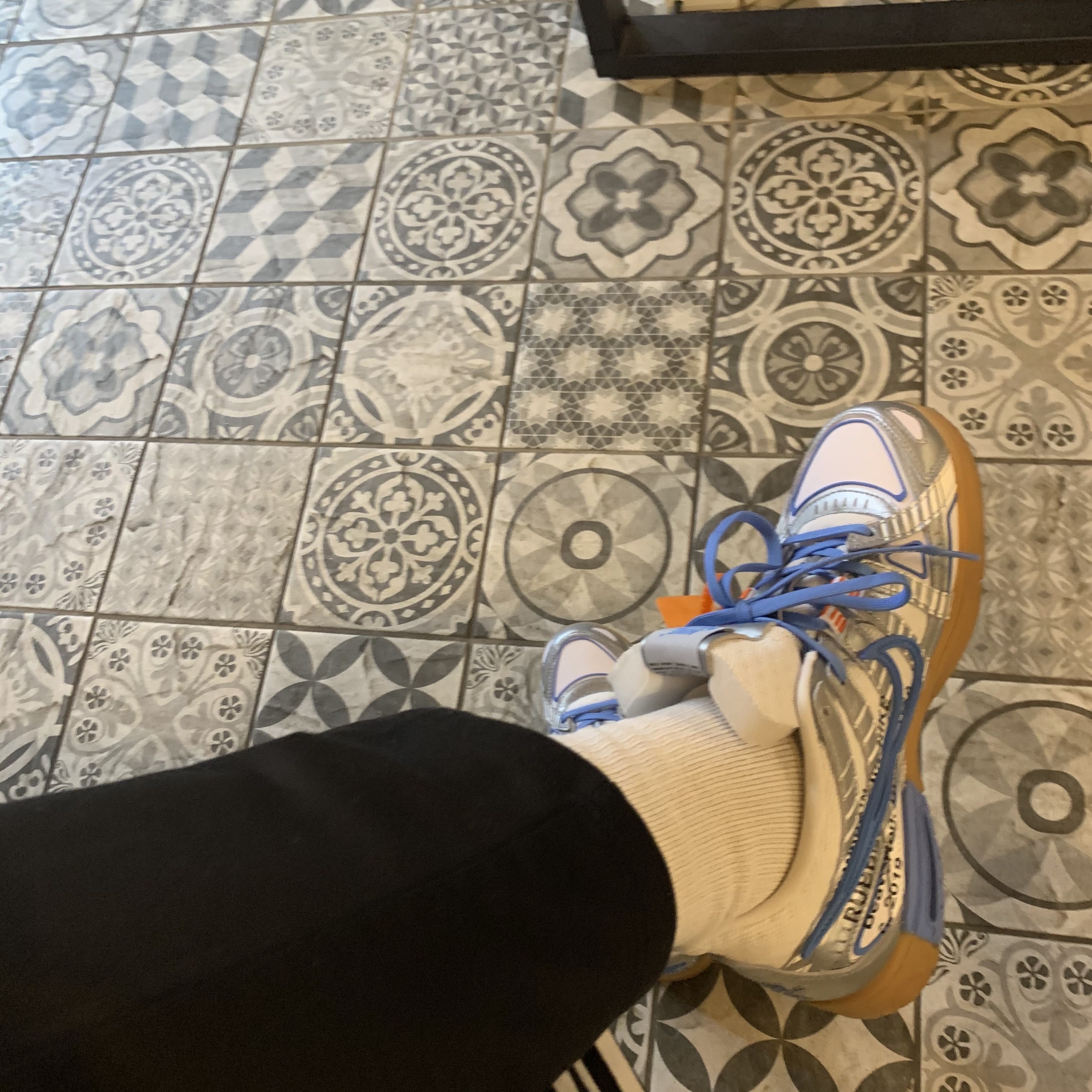Nike x Off-White Air Rubber Dunk University Blue 착용 스타일
