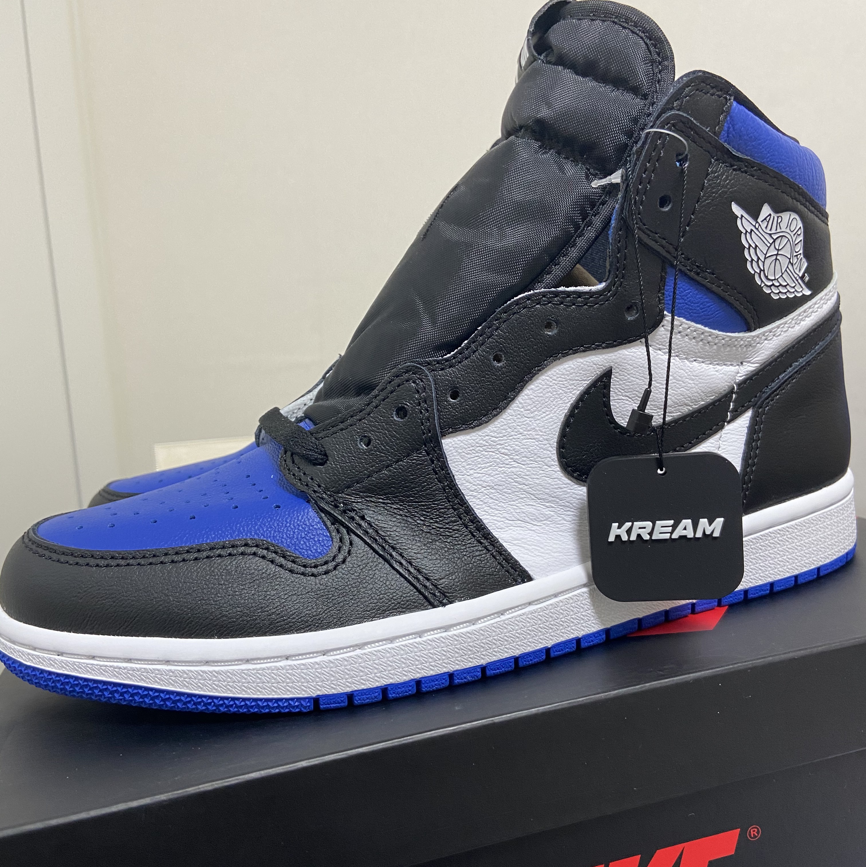 Jordan 1 Retro High OG Royal Toe 착용 스타일 - 1