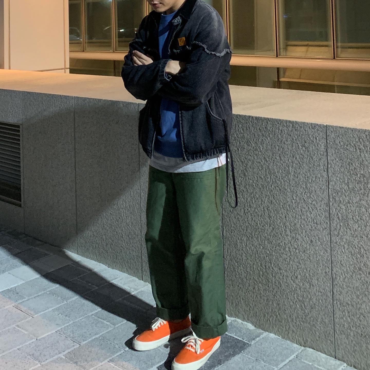 Vans Vault x WTAPS OG Era LX Orange 착용 스타일 - 2