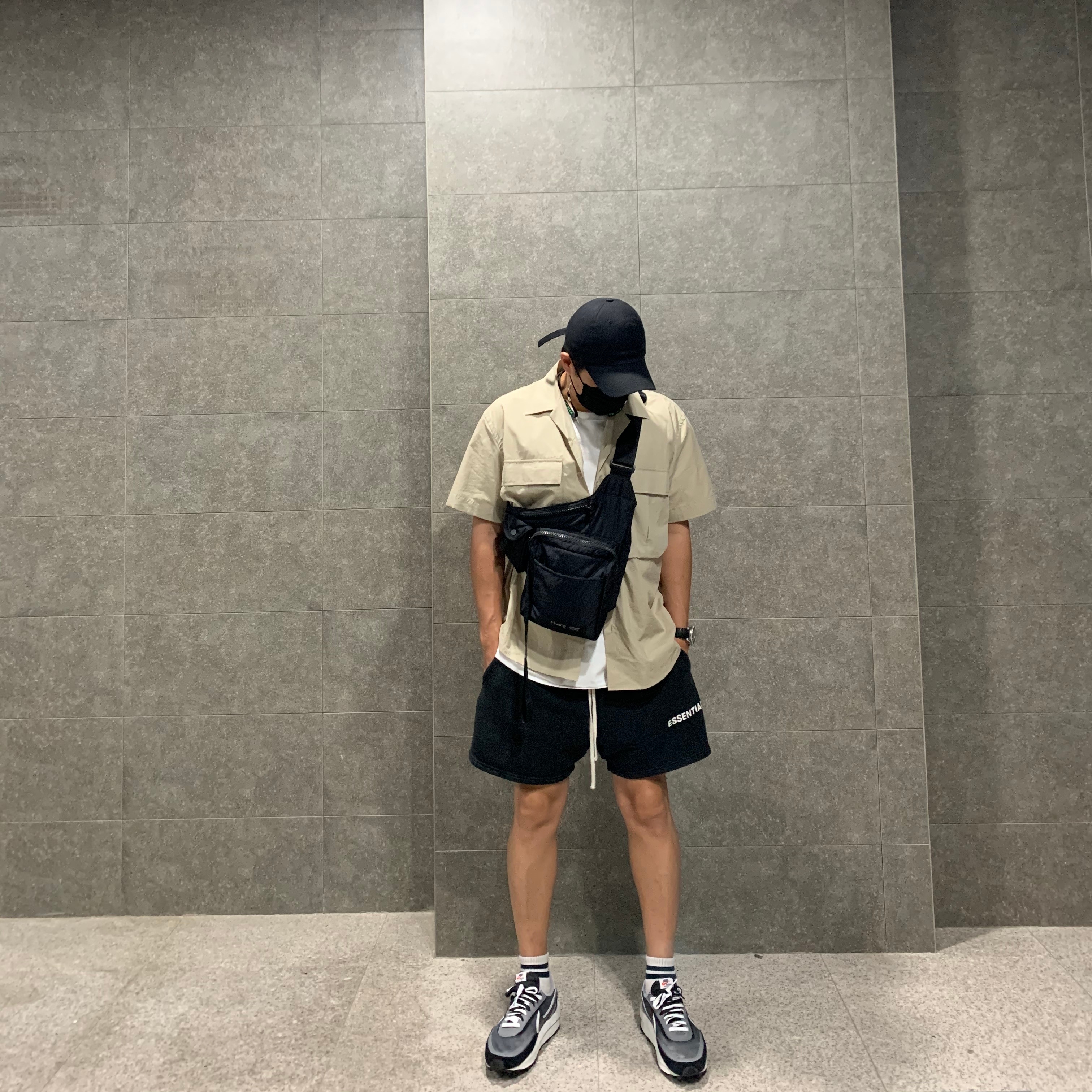 Nike x Sacai LDWaffle Black 착용 스타일