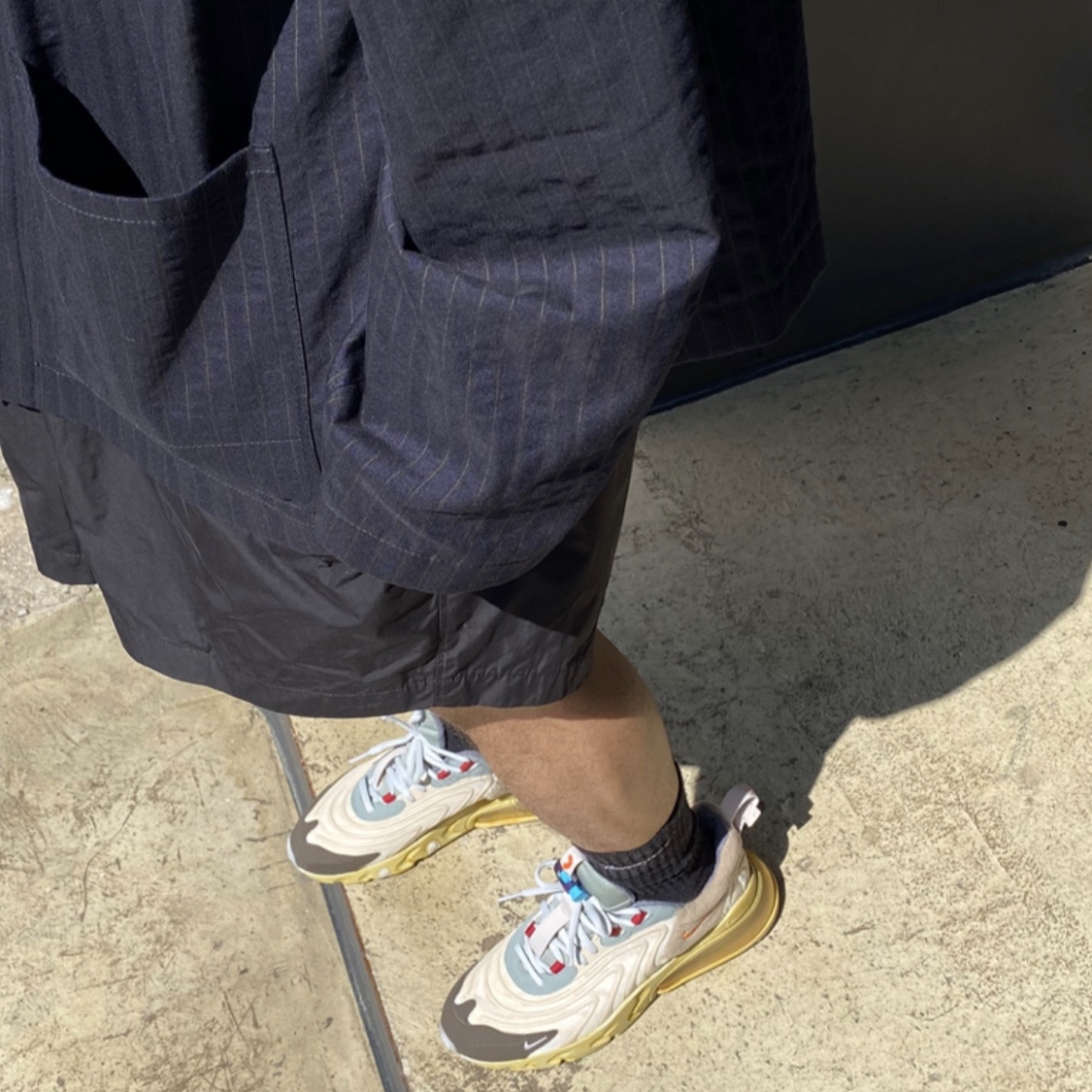 Nike x Travis Scott Air Max 270 React Cactus Trails 착용 스타일 - 4