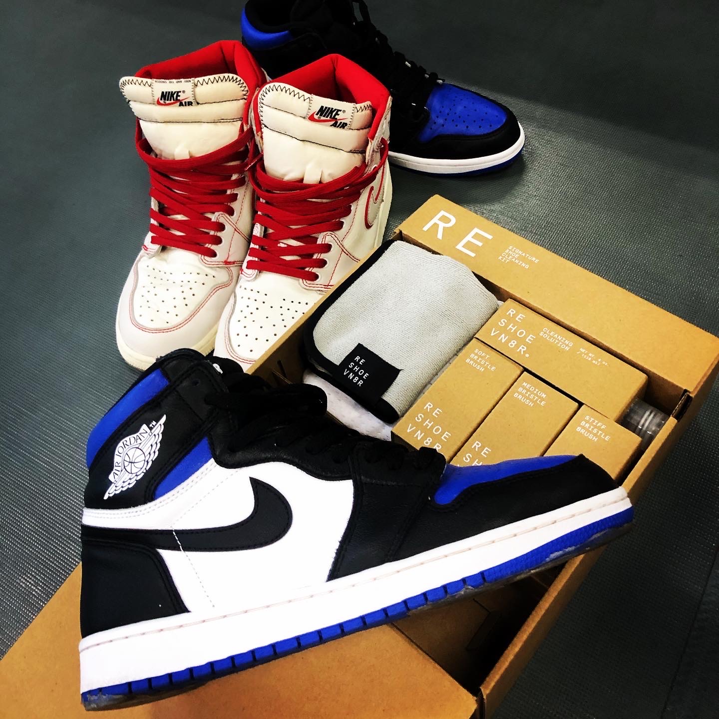 Jordan 1 Retro High OG Royal Toe, Jordan 1 Retro High Phantom Gym Red 착용 스타일 - 3