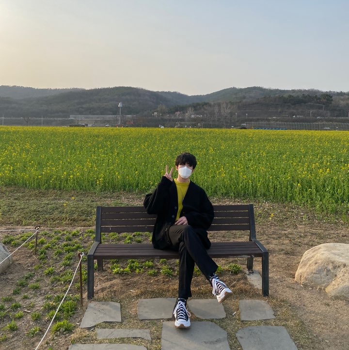 Converse Run Star Hike Hi Black White Gum 착용 스타일