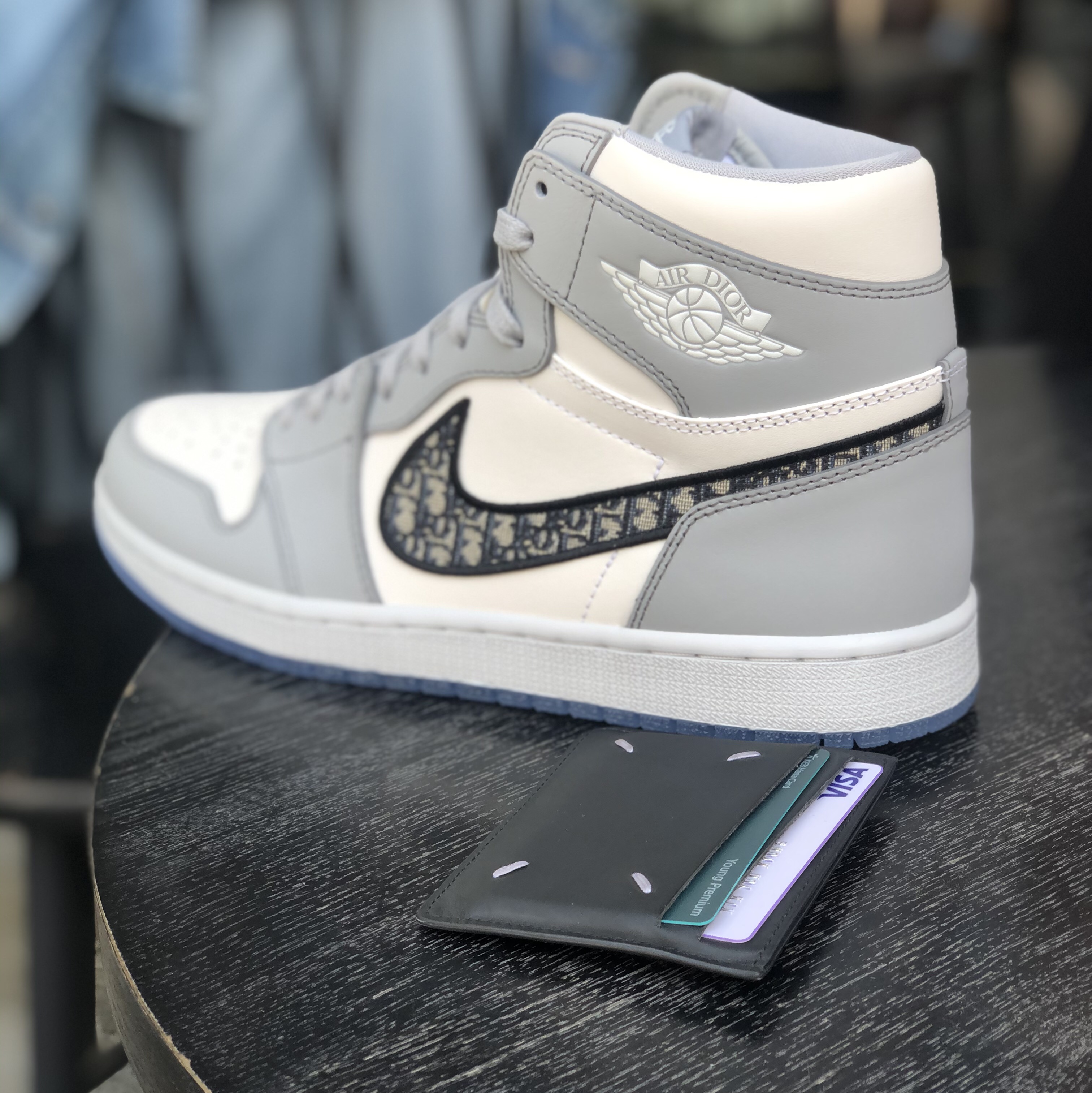 Jordan 1 x Dior High OG 착용 스타일