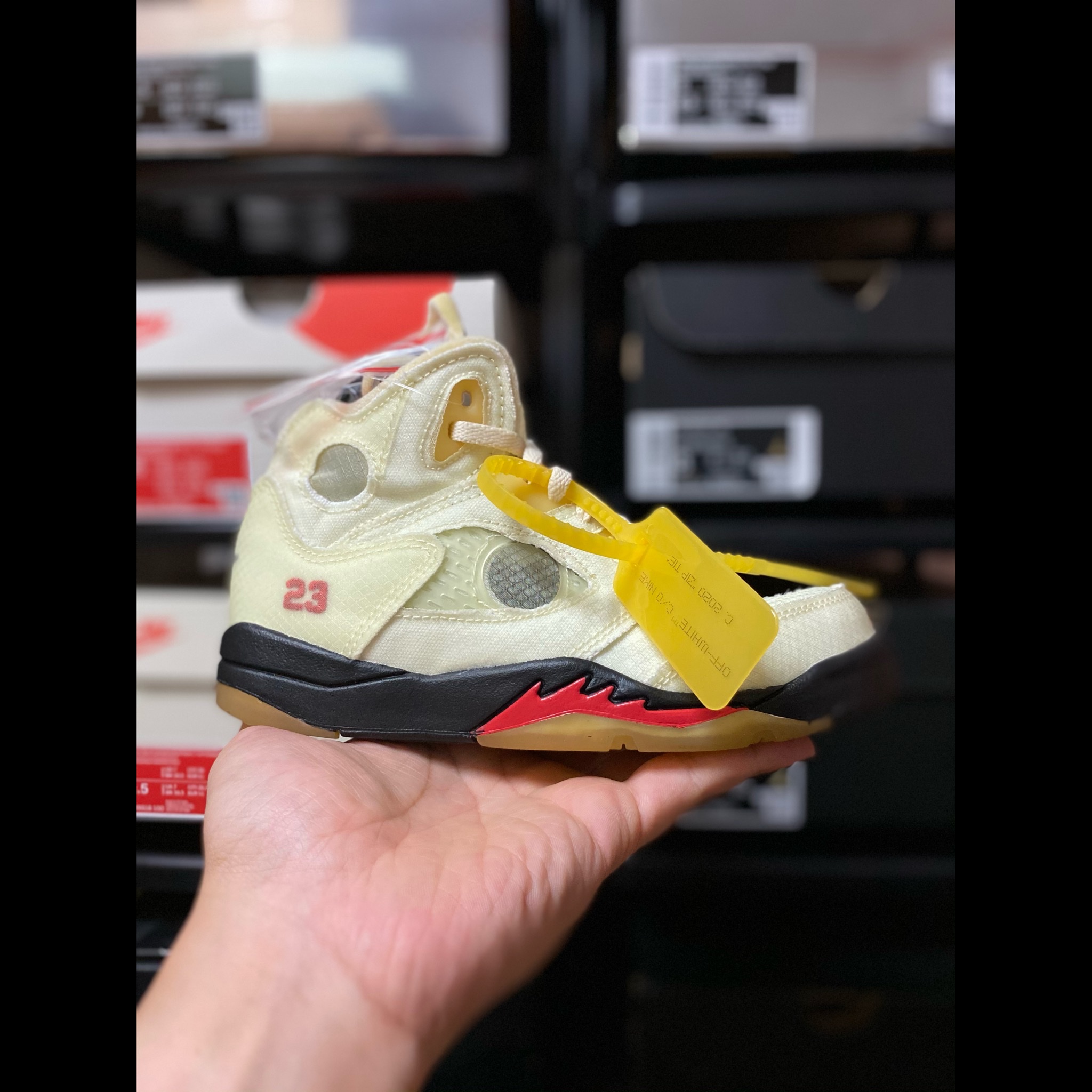 (PS) Jordan 5 x Off-White Retro SP Sail Fire Red 착용 스타일 - 5