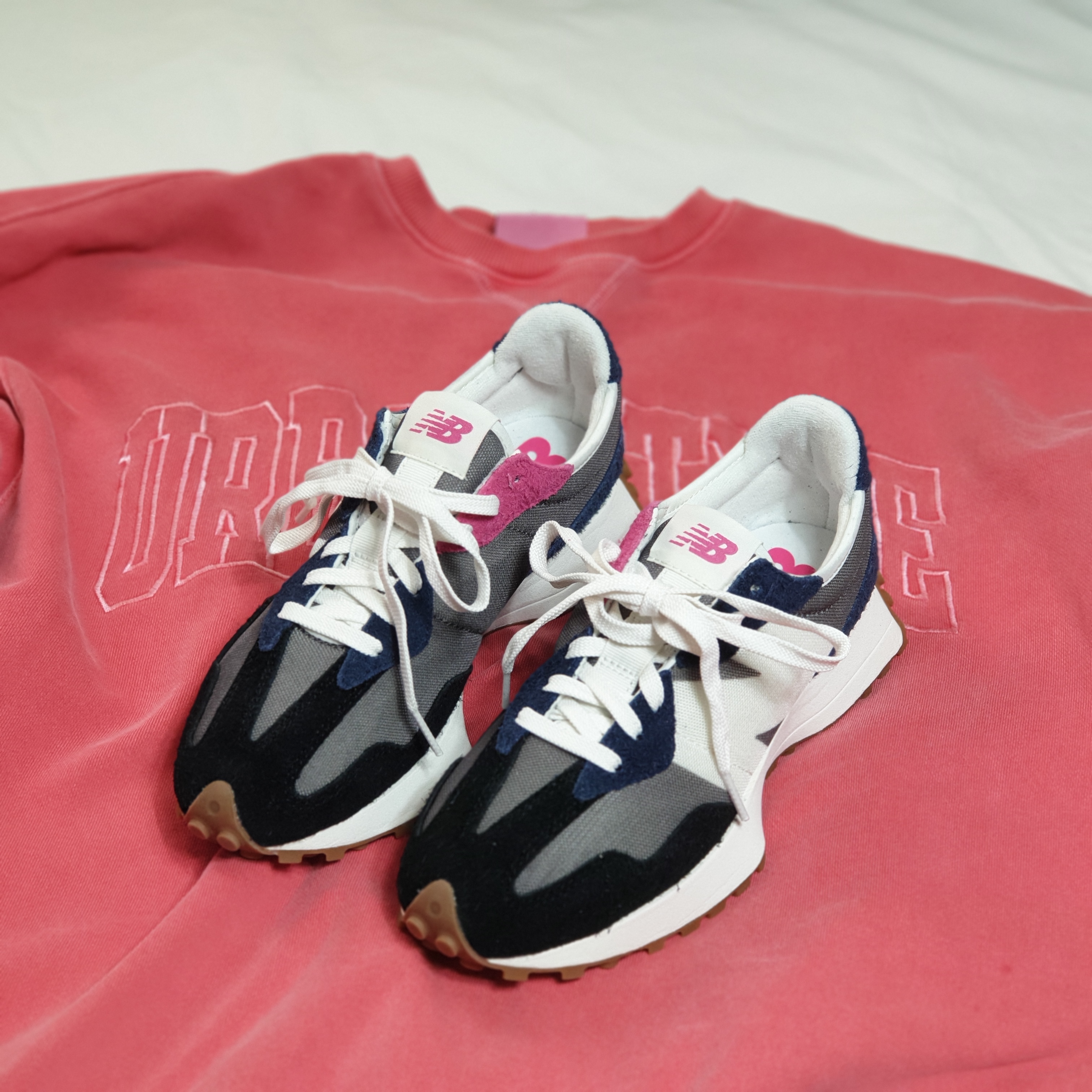 New Balance 327 Castlerock 착용 스타일 - 4
