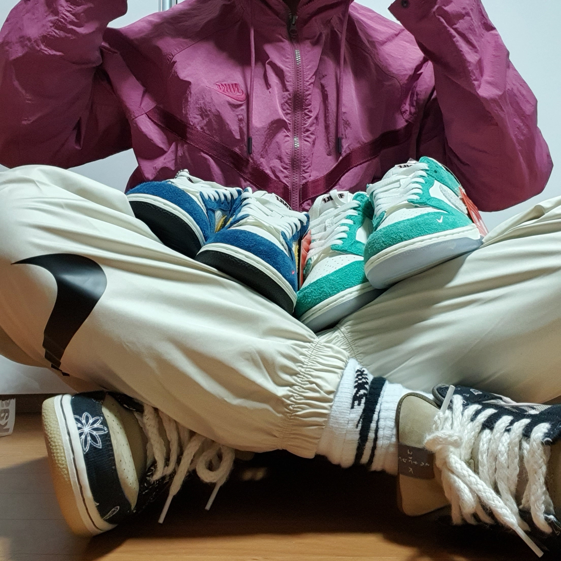 Nike x Travis Scott SB Dunk Low, Nike x Kasina Dunk Low 80's Bus 착용 스타일