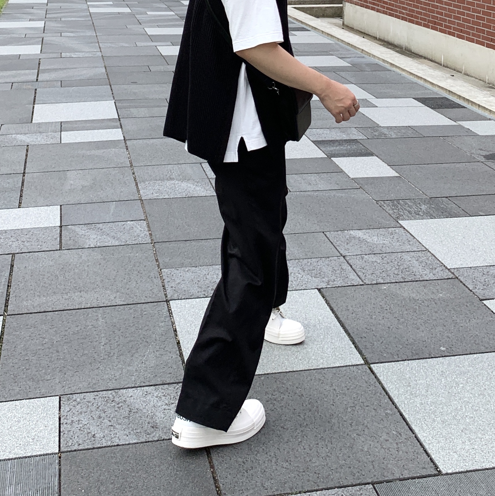 Converse x Ambush Chuck 70 Hi White 착용 스타일 - 1