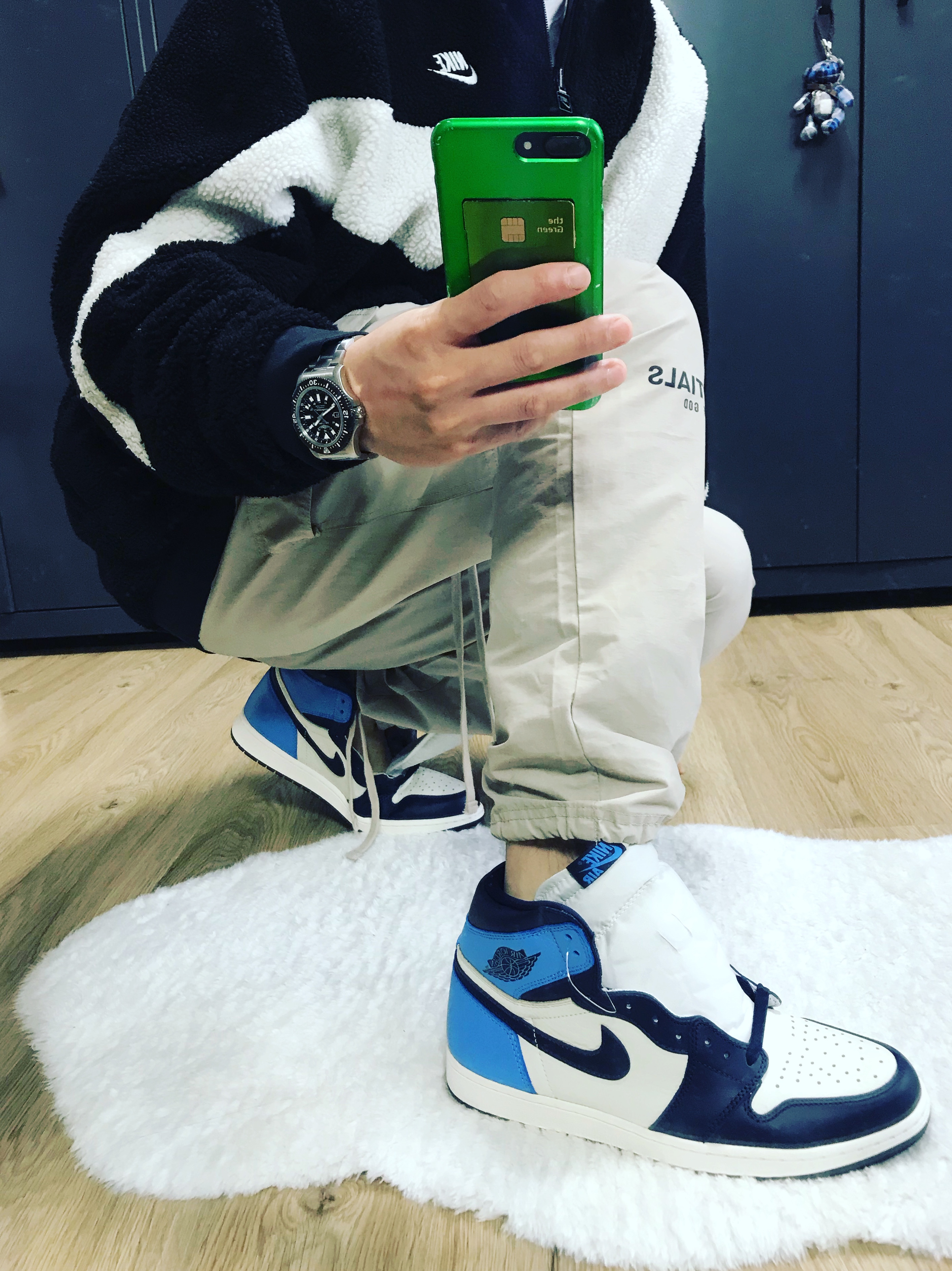 Jordan 1 Retro High Obsidian UNC 착용 스타일