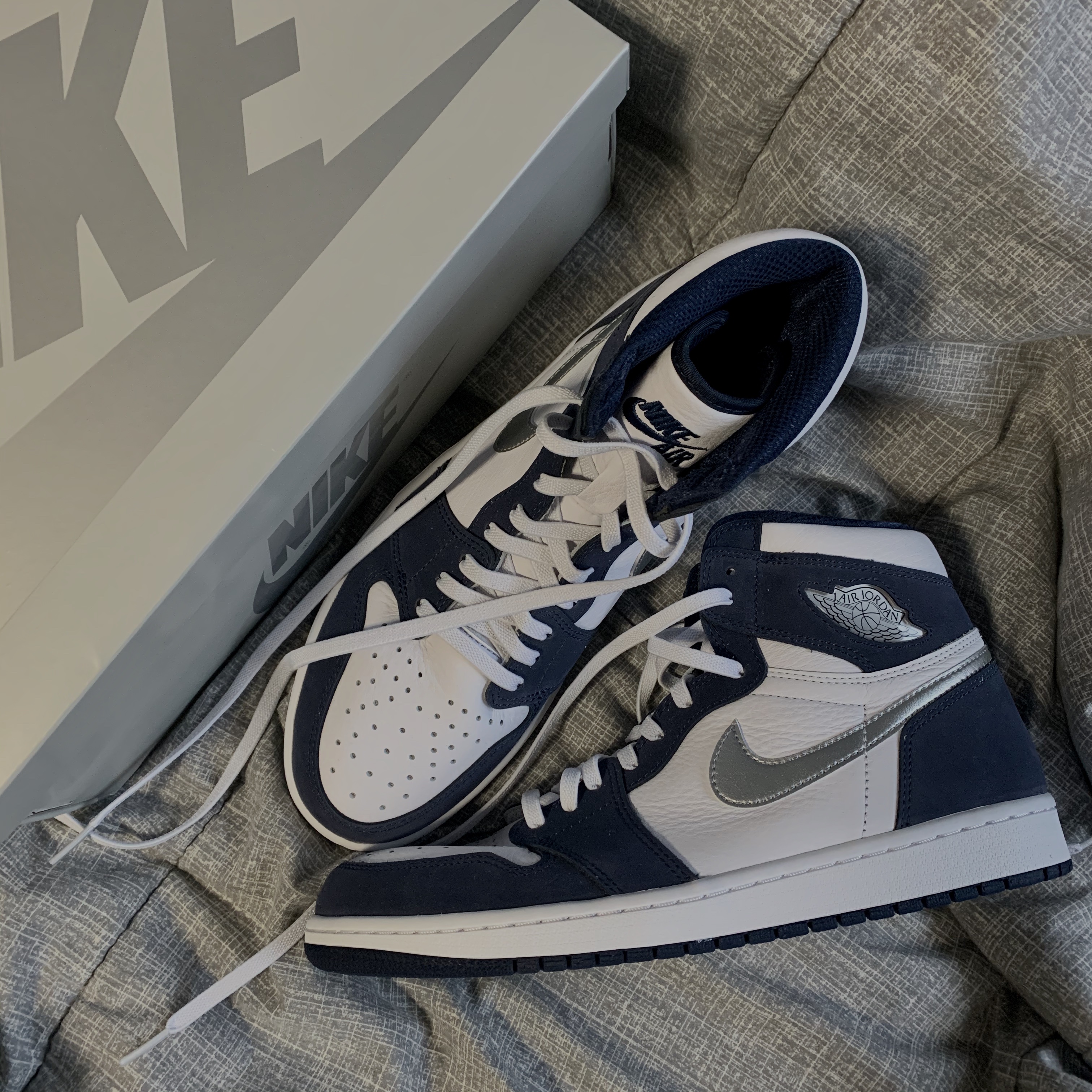 Jordan 1 Retro High OG CO.JP Midnight Navy 착용 스타일