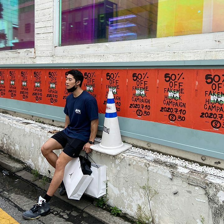 Jordan 5 x Off-White Retro SP Black Muslin 착용 스타일