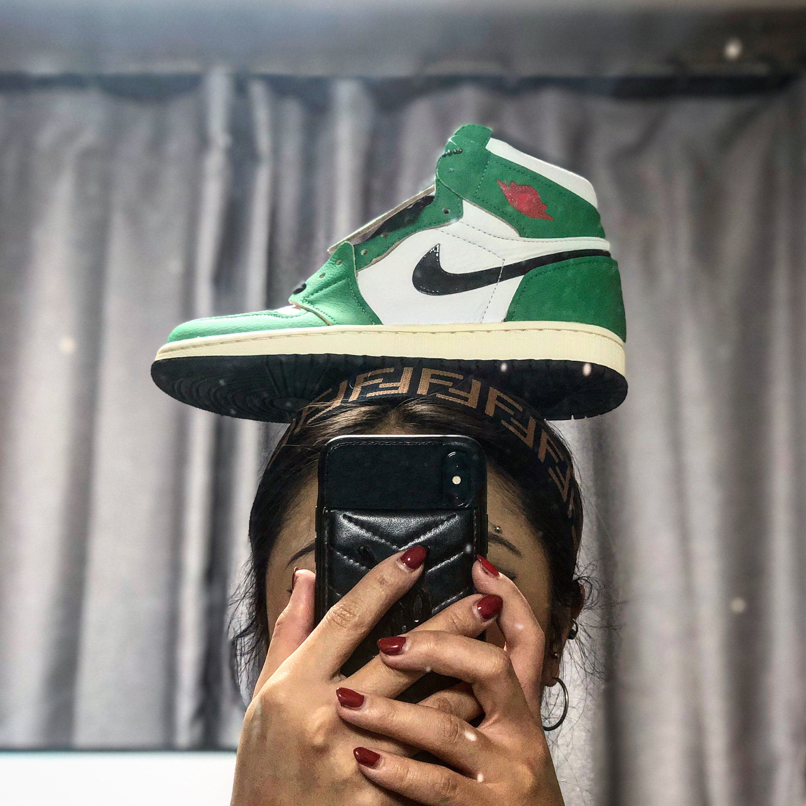 (W) Jordan 1 Retro High OG Lucky Green 착용 스타일