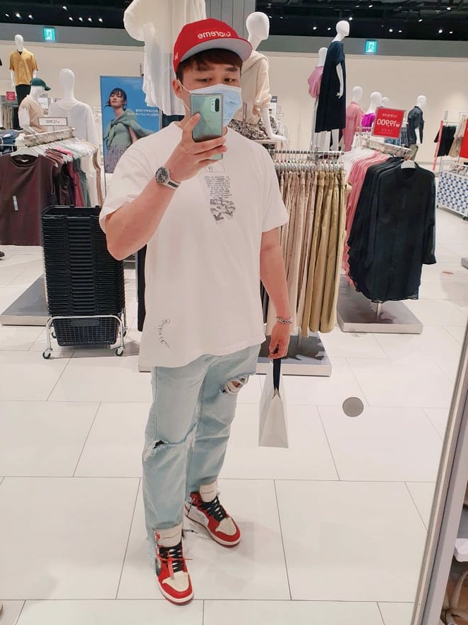 Jordan 1 x Off-White Retro High Chicago The Ten 착용 스타일