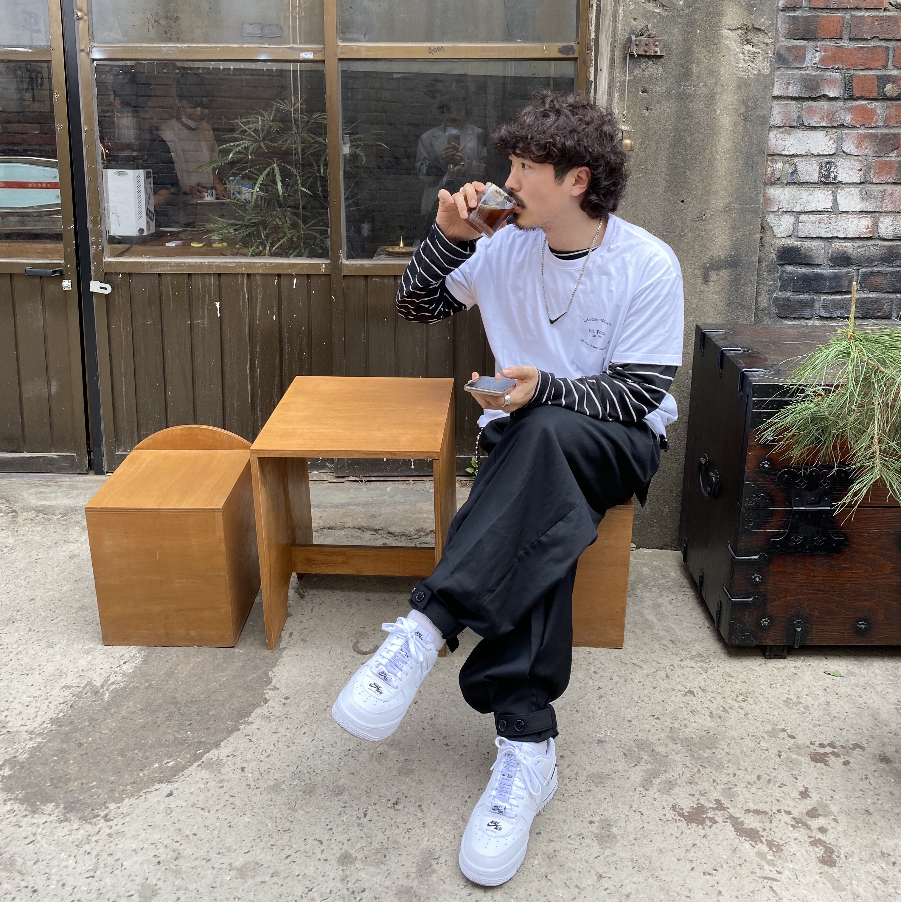 Nike Air Force 1 '07 Low Added Air White 착용 스타일