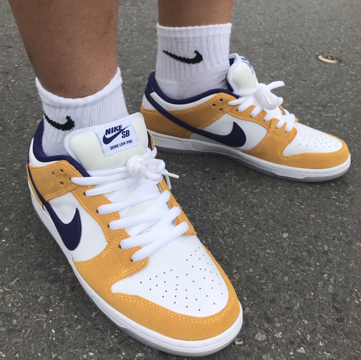 Nike SB Dunk Low Laser Orange 착용 스타일