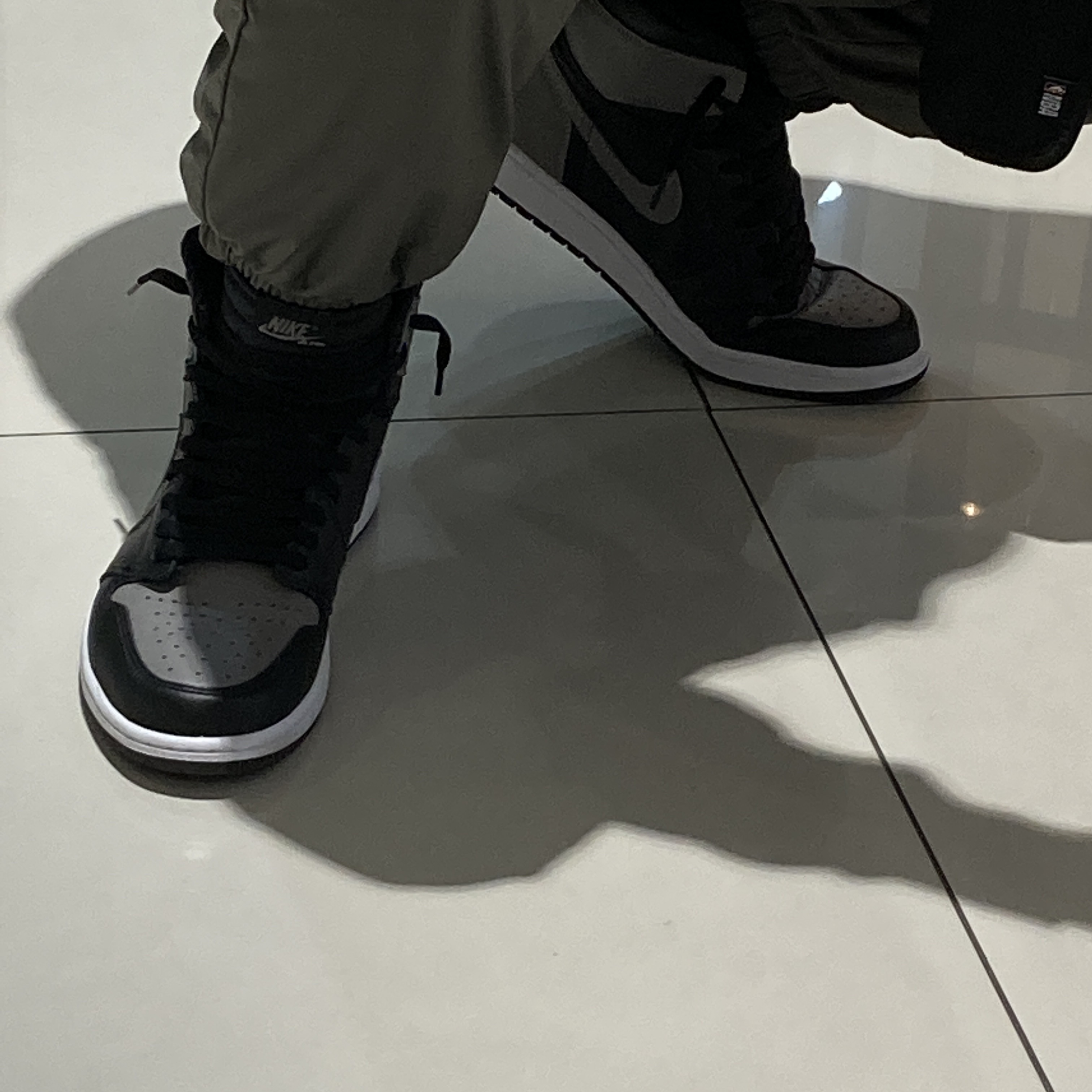 Jordan 1 Retro High OG Shadow 2018 착용 스타일 - 2