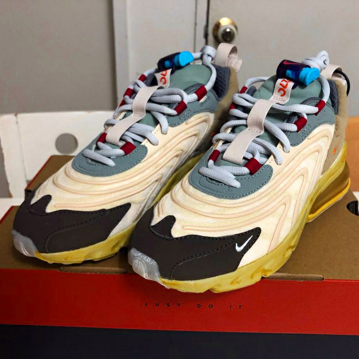 Nike x Travis Scott Air Max 270 React Cactus Trails 착용 스타일