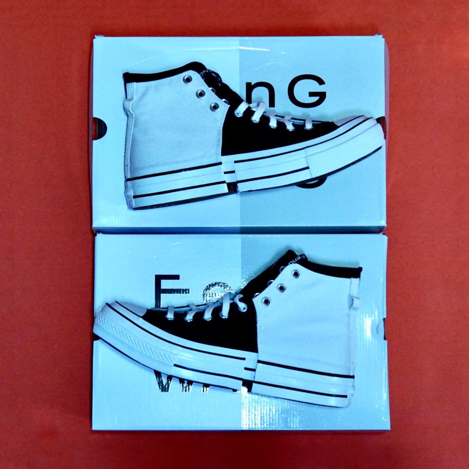 Converse x Feng Chen Wang Chuck 70 2-in-1 Natural Ivory Black 착용 스타일 - 3