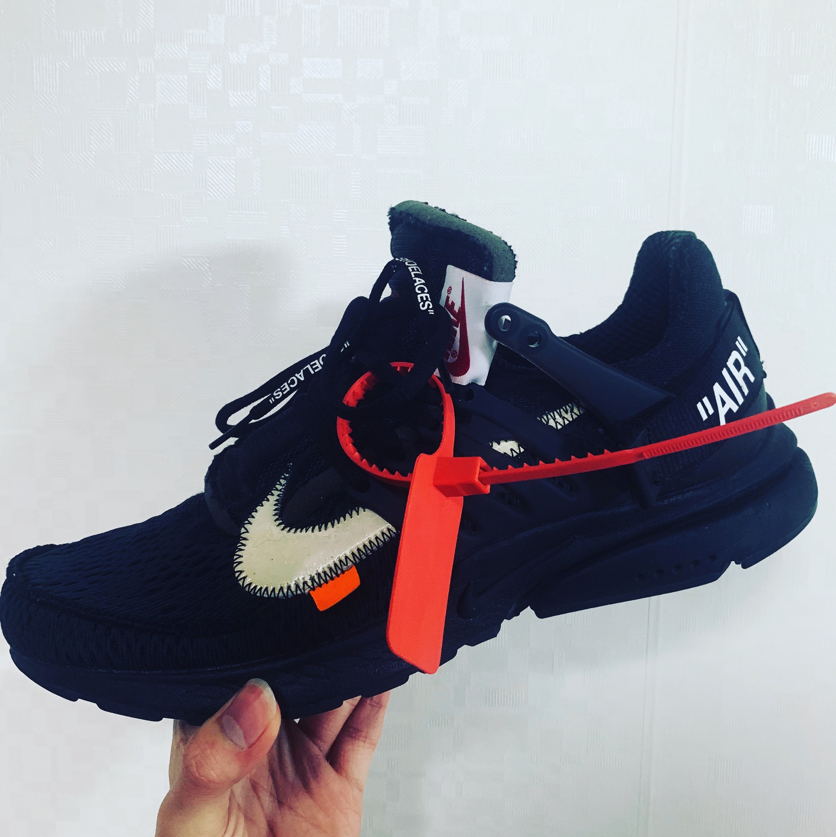 Nike x Off-White Air Presto Black 착용 스타일
