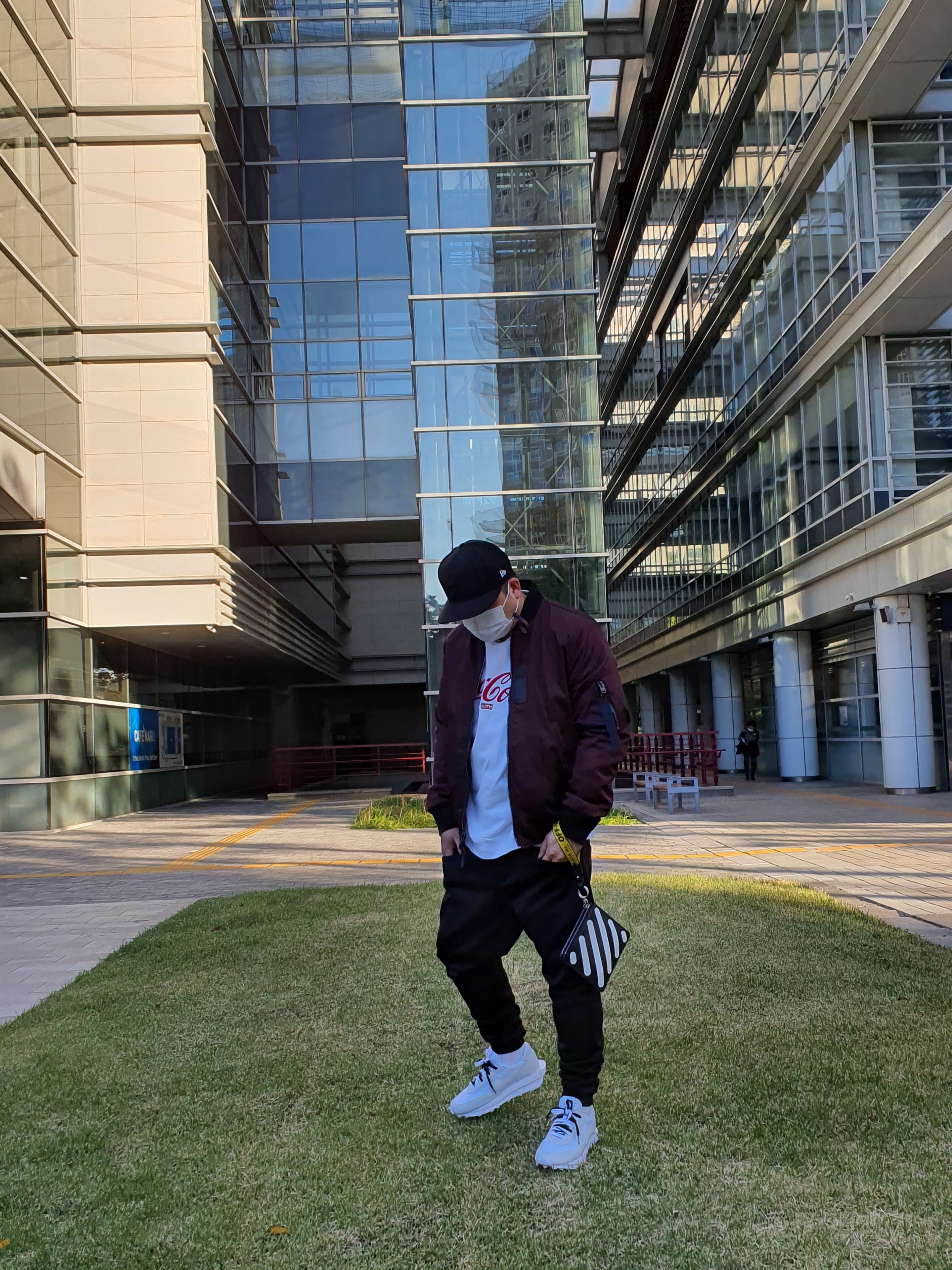 Nike x Sacai LDWaffle White Nylon 착용 스타일 - 2