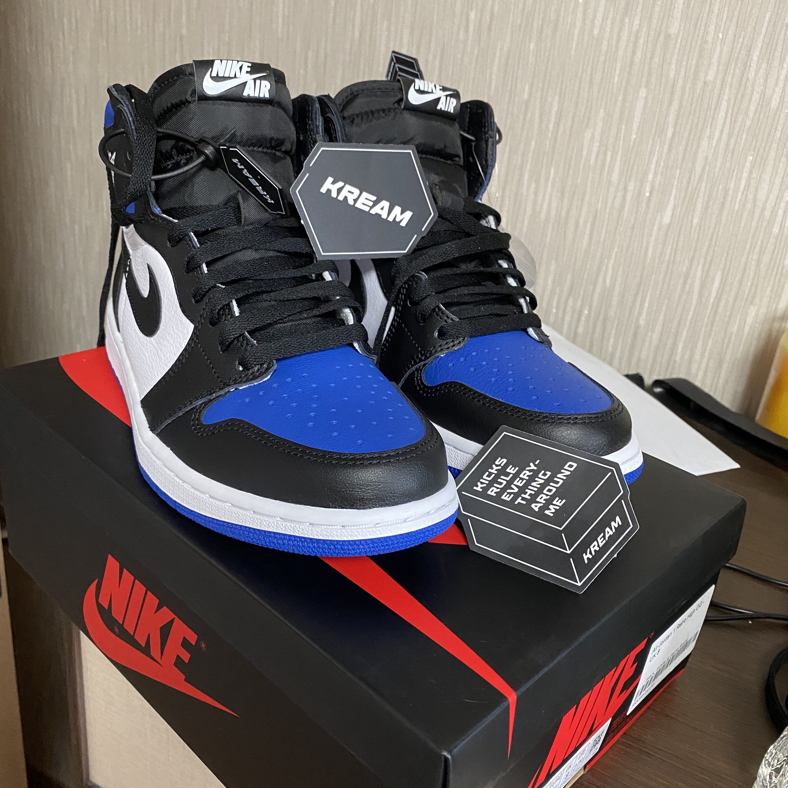 Jordan 1 Retro High OG Royal Toe 착용 스타일 - 2