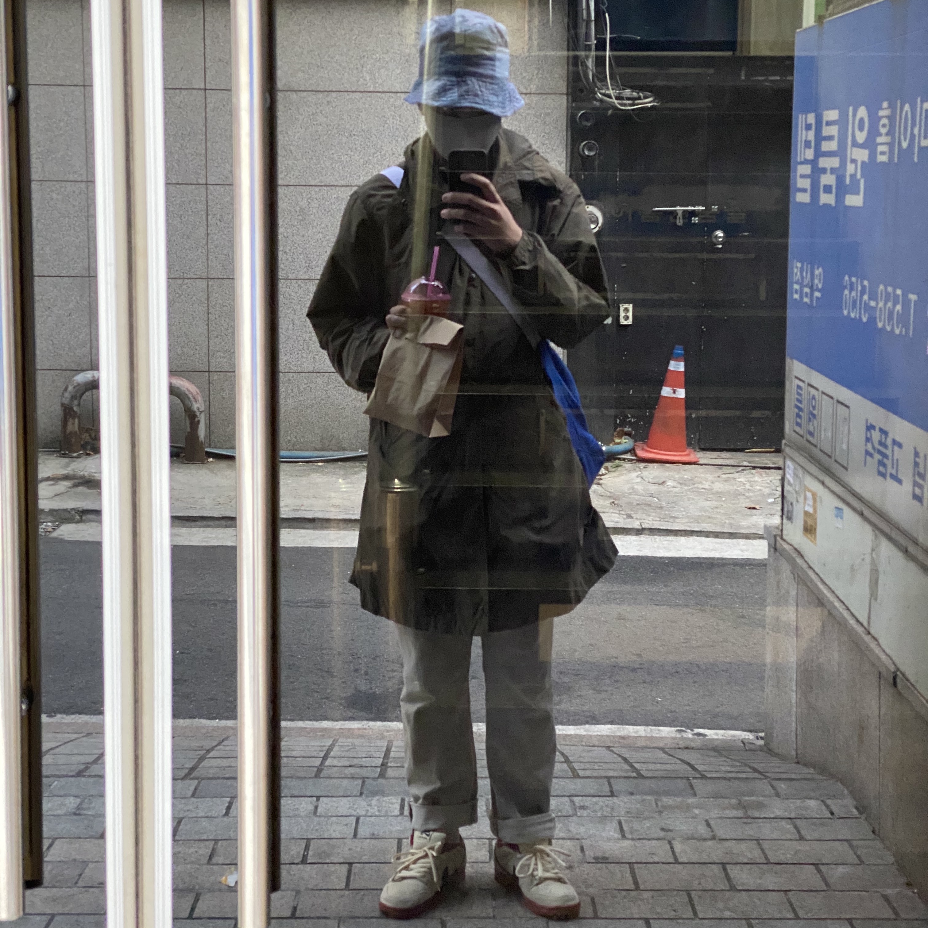 Nike SB Dunk Low Pro Hennessy 착용 스타일