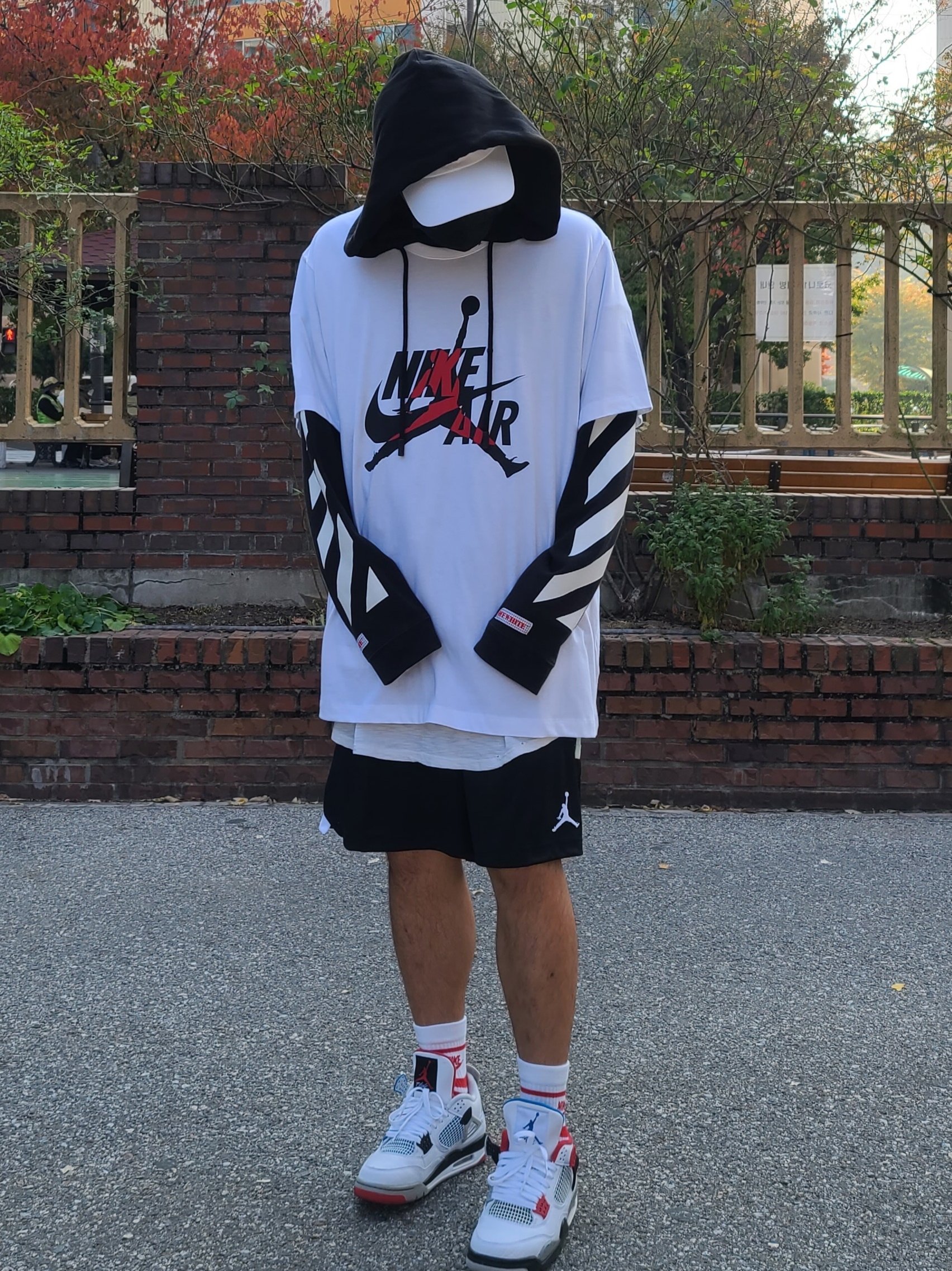 Jordan 4 Retro What The 4 착용 스타일
