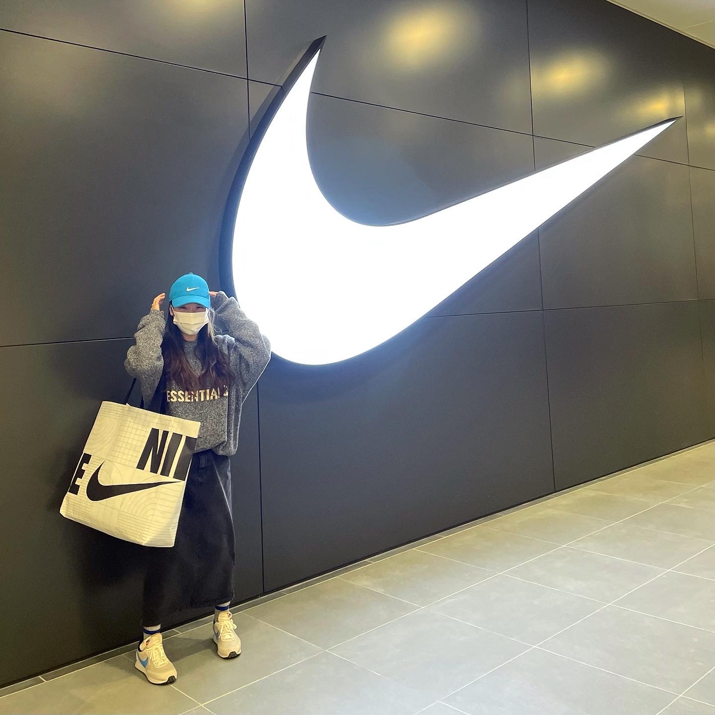 Nike Air Tailwind 79 OG Vast Grey Light Photo Blue 착용 스타일